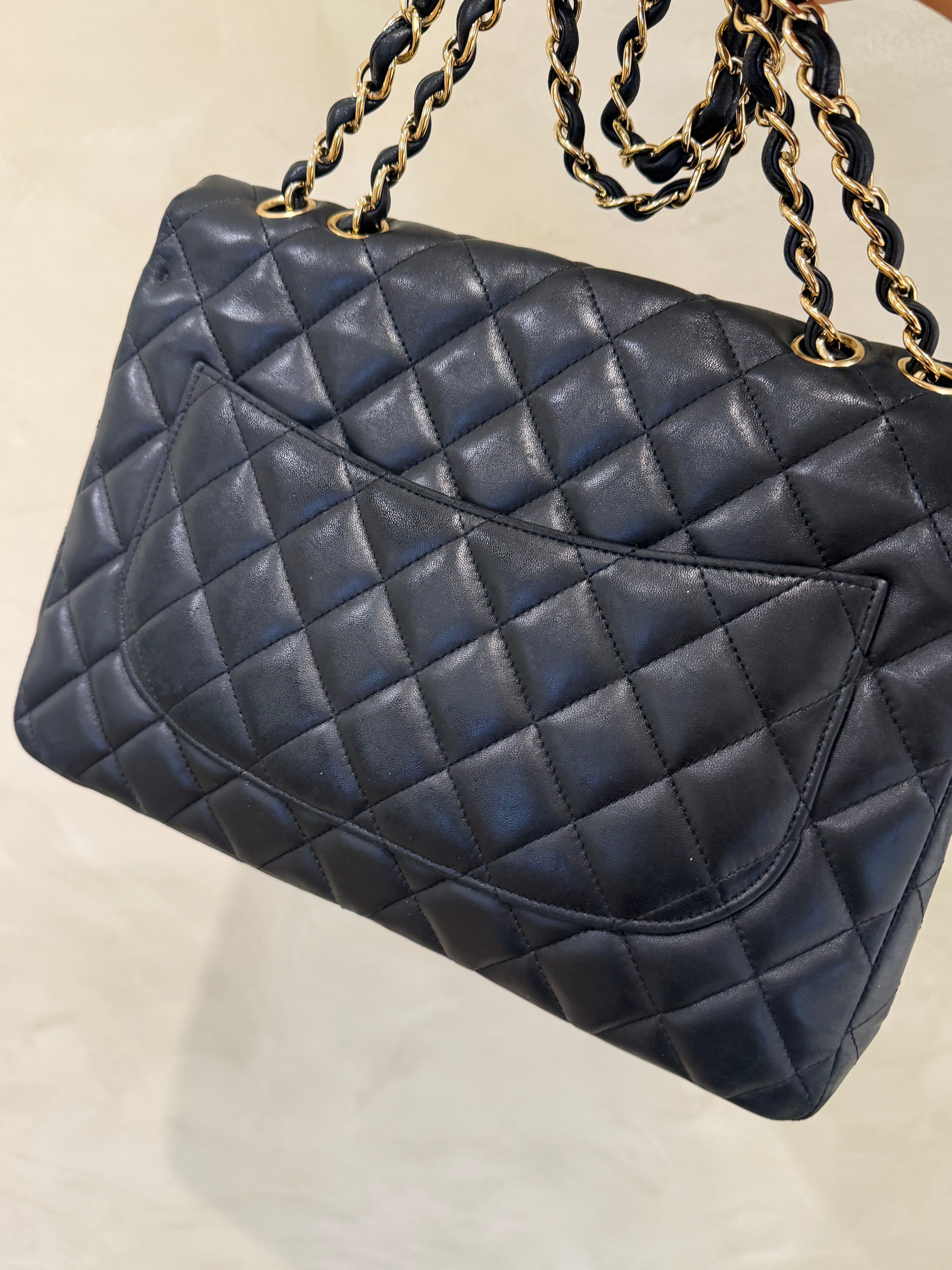 Chanel Jumbo Single Flap – Lambskin – Gold Hardware