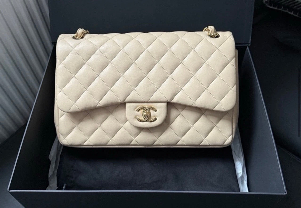 Chanel Jumbo Lambskin Bag