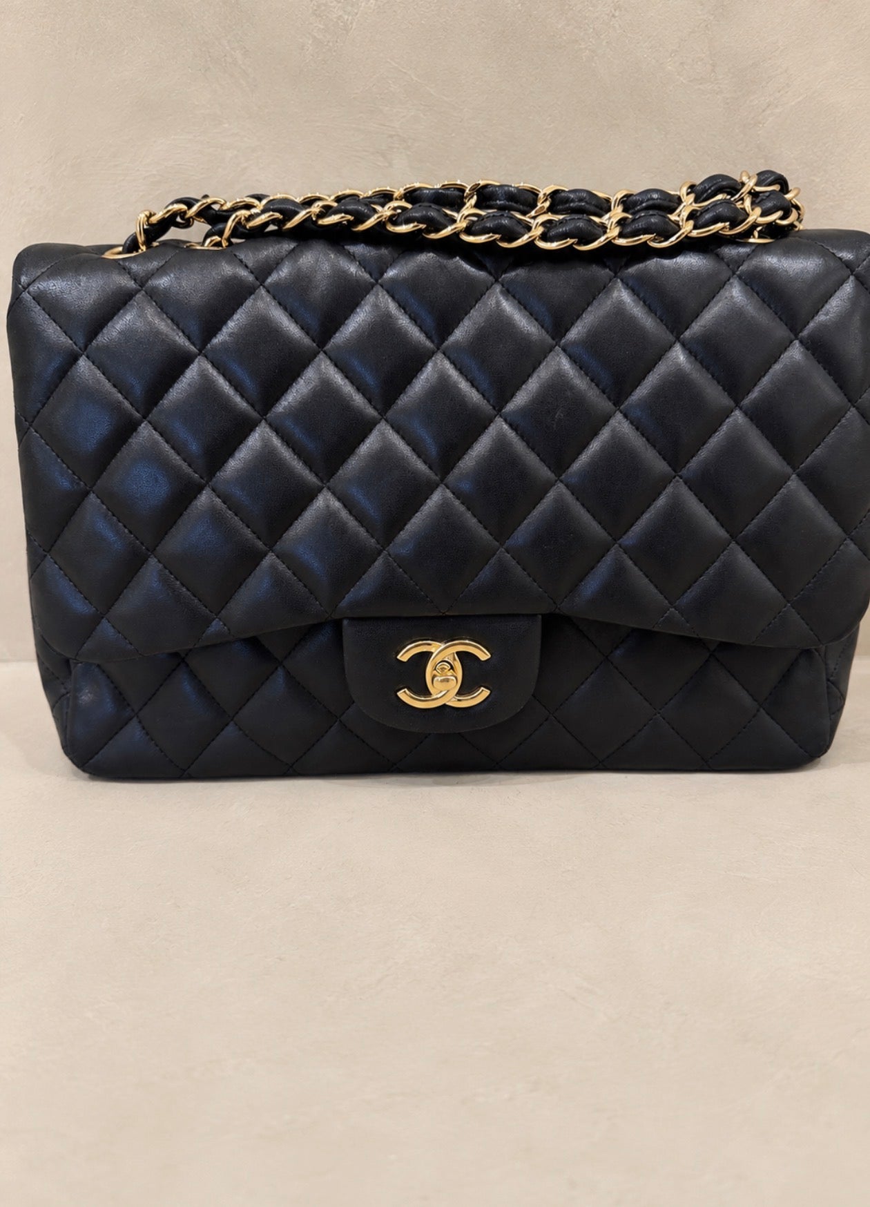 Chanel Jumbo Single Flap – Lambskin – Gold Hardware