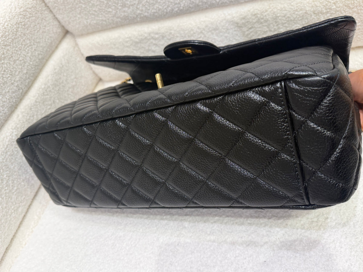 Chanel Airline Flap | XXL | Black Caviar | Gold Hardware | Excellent