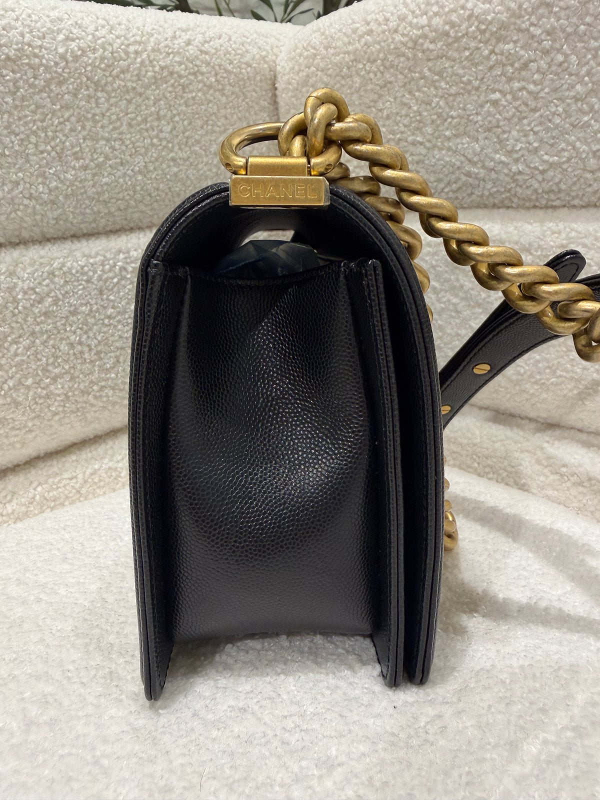 Chanel Boy Bag Medium | Caviar | Gold Hardware | Microchipped | Pristine