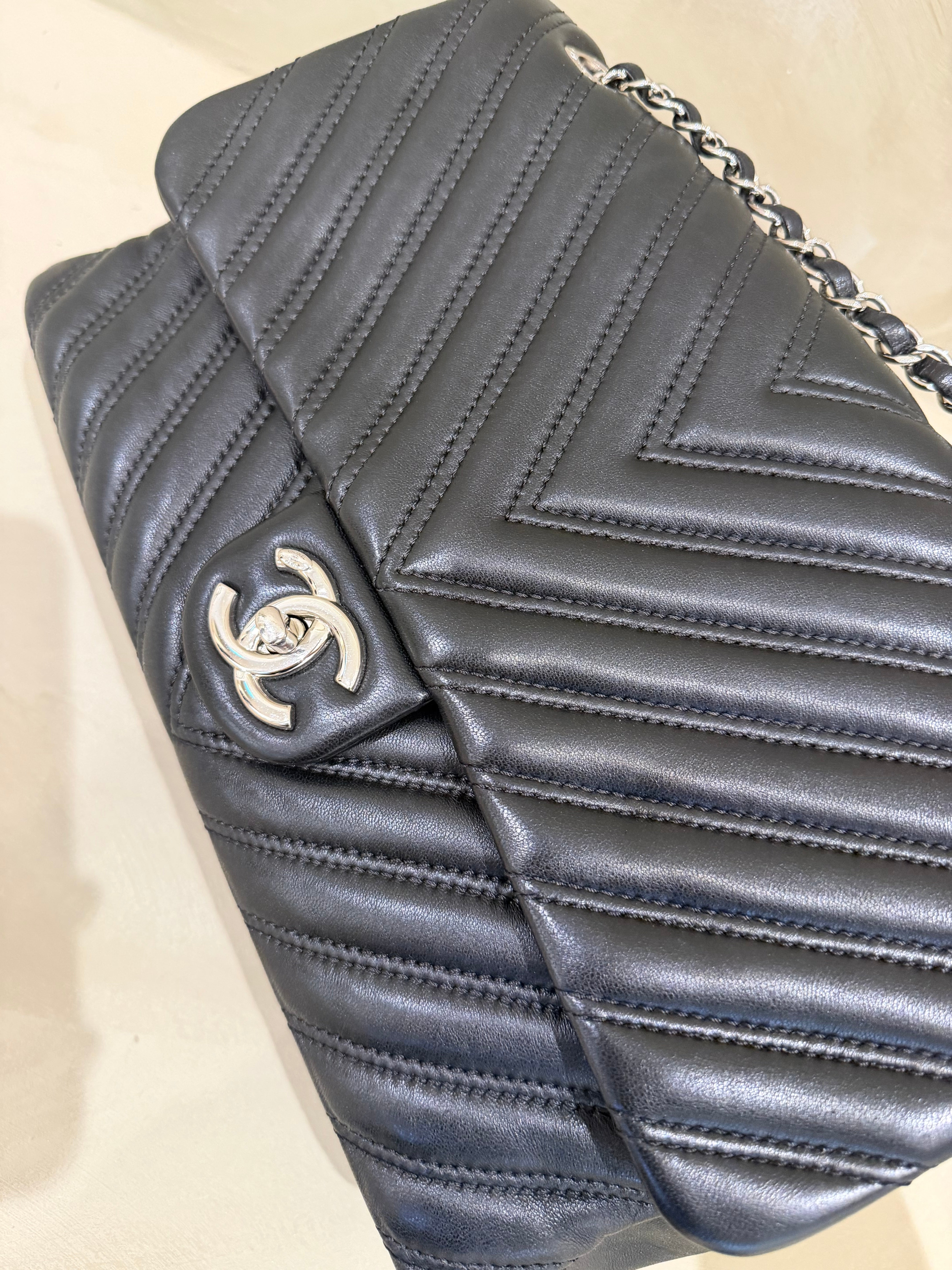 Chanel Seasonal Jumbo Single Flap | Black Lambskin | Silver Hardware | Excellent