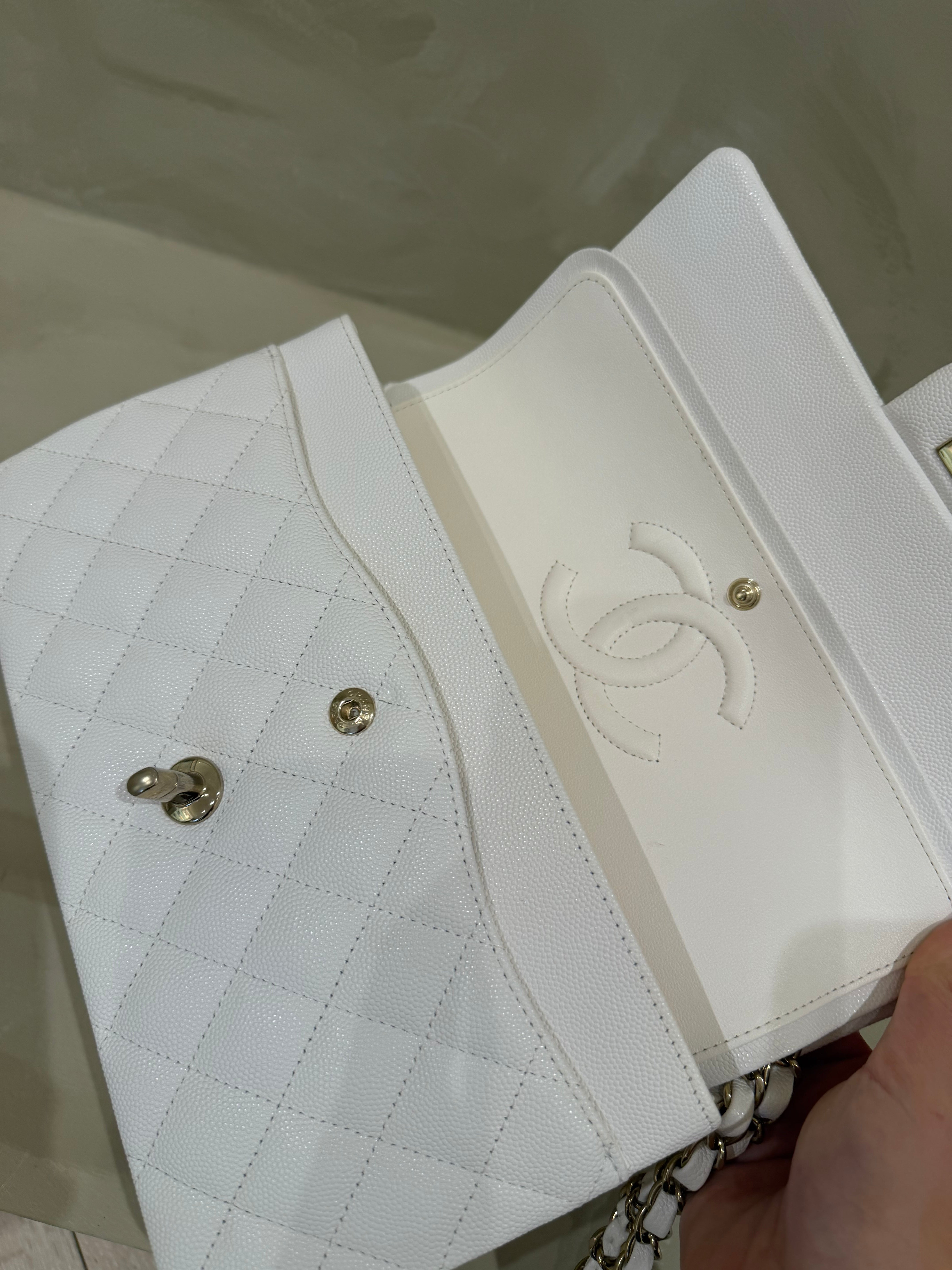Chanel medium classic flap white
