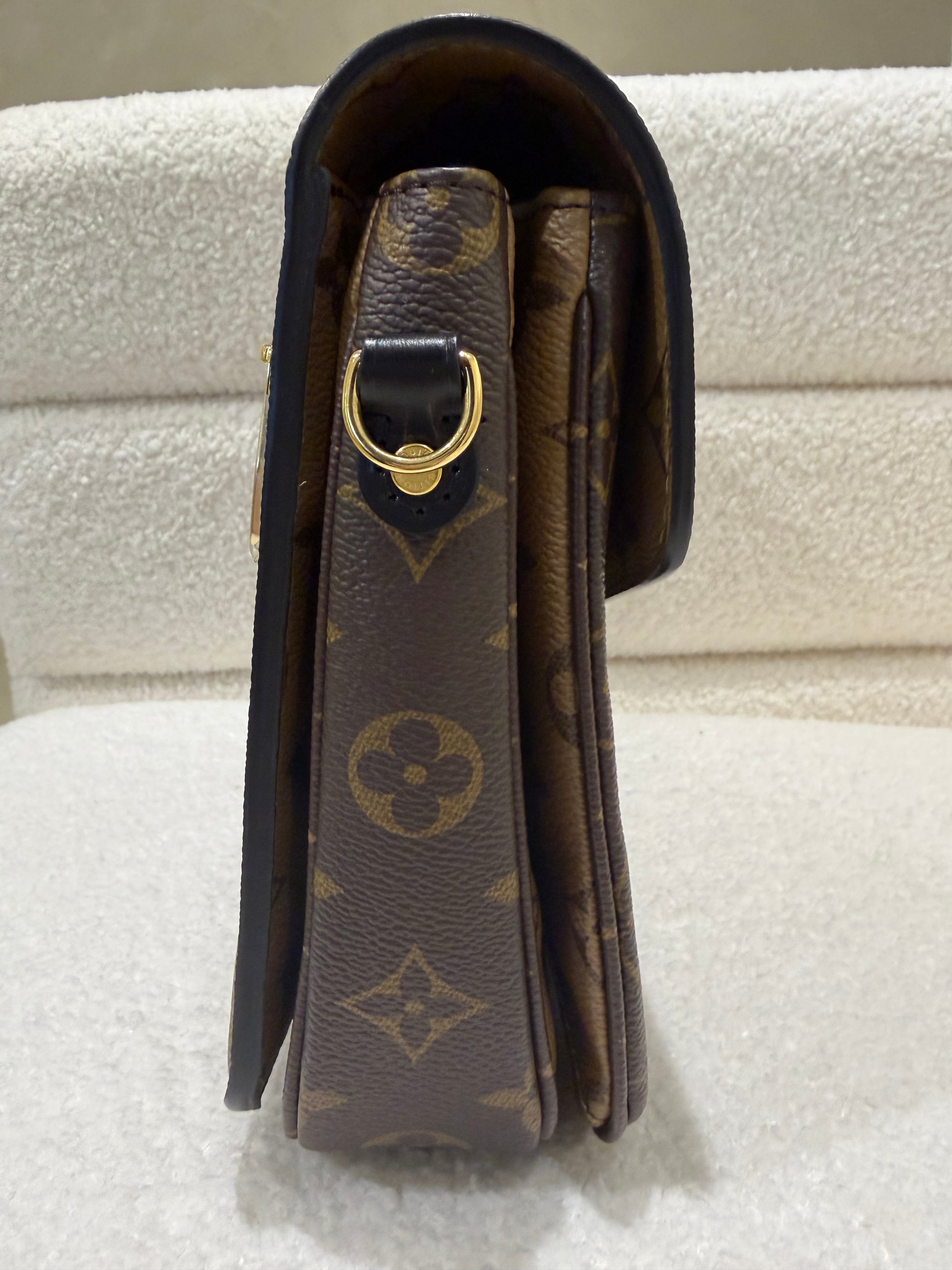 Louis Vuitton Pochette Métis Bag (RESERVED )