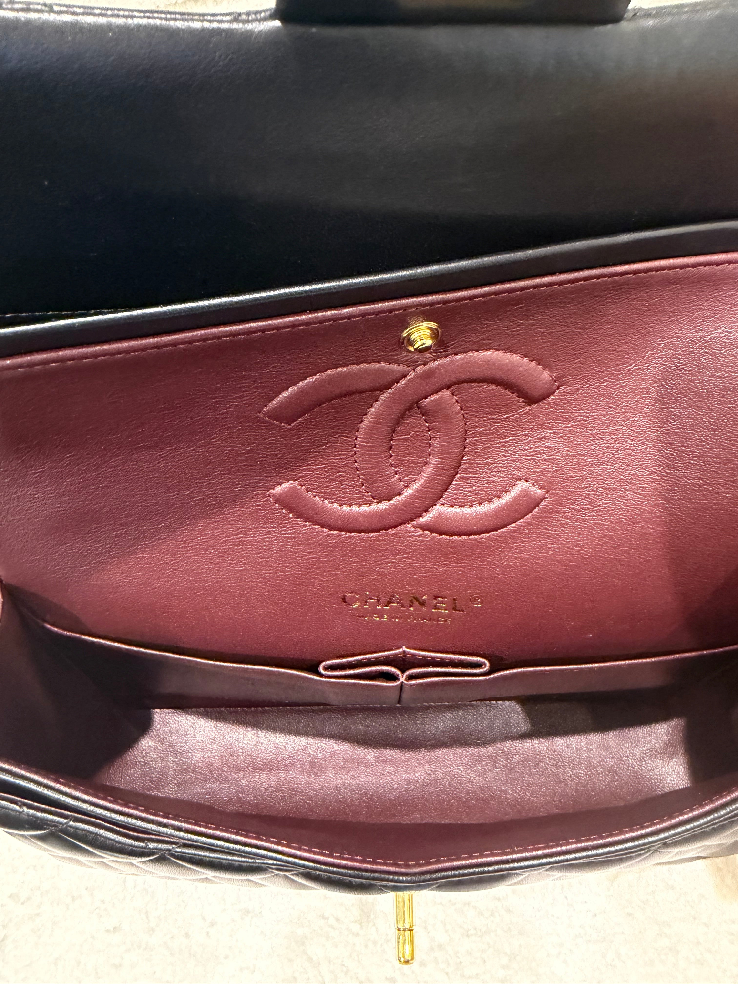 Chanel Medium Classic Flap | Gold Hardware | Series 30 | Card, box & Dust Bag | Immaculate