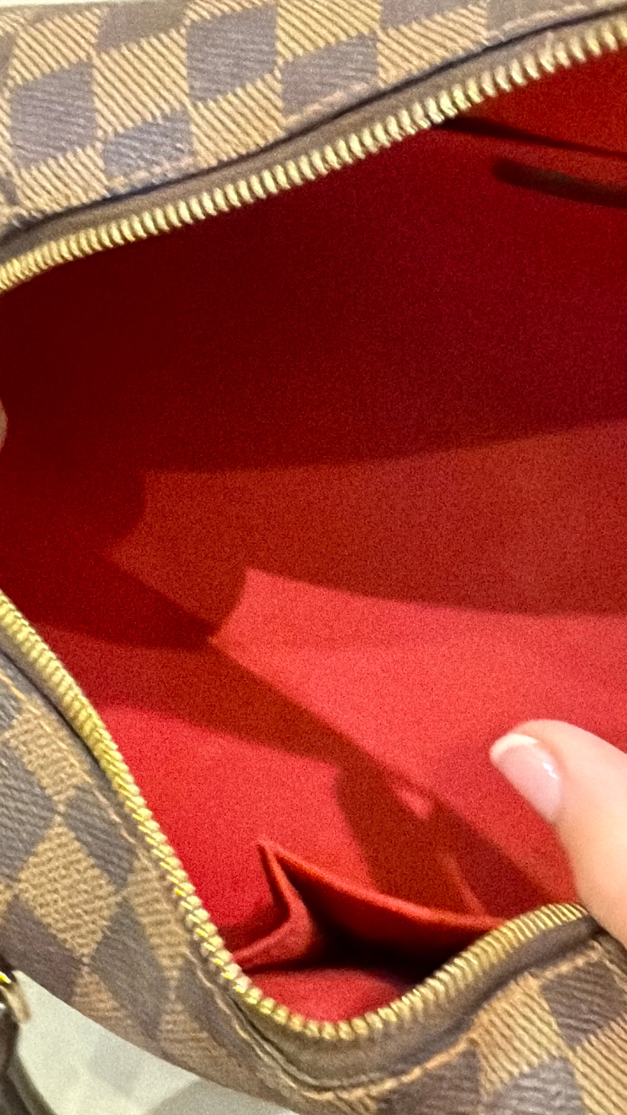 Louis Vuitton Ribera MM Damier