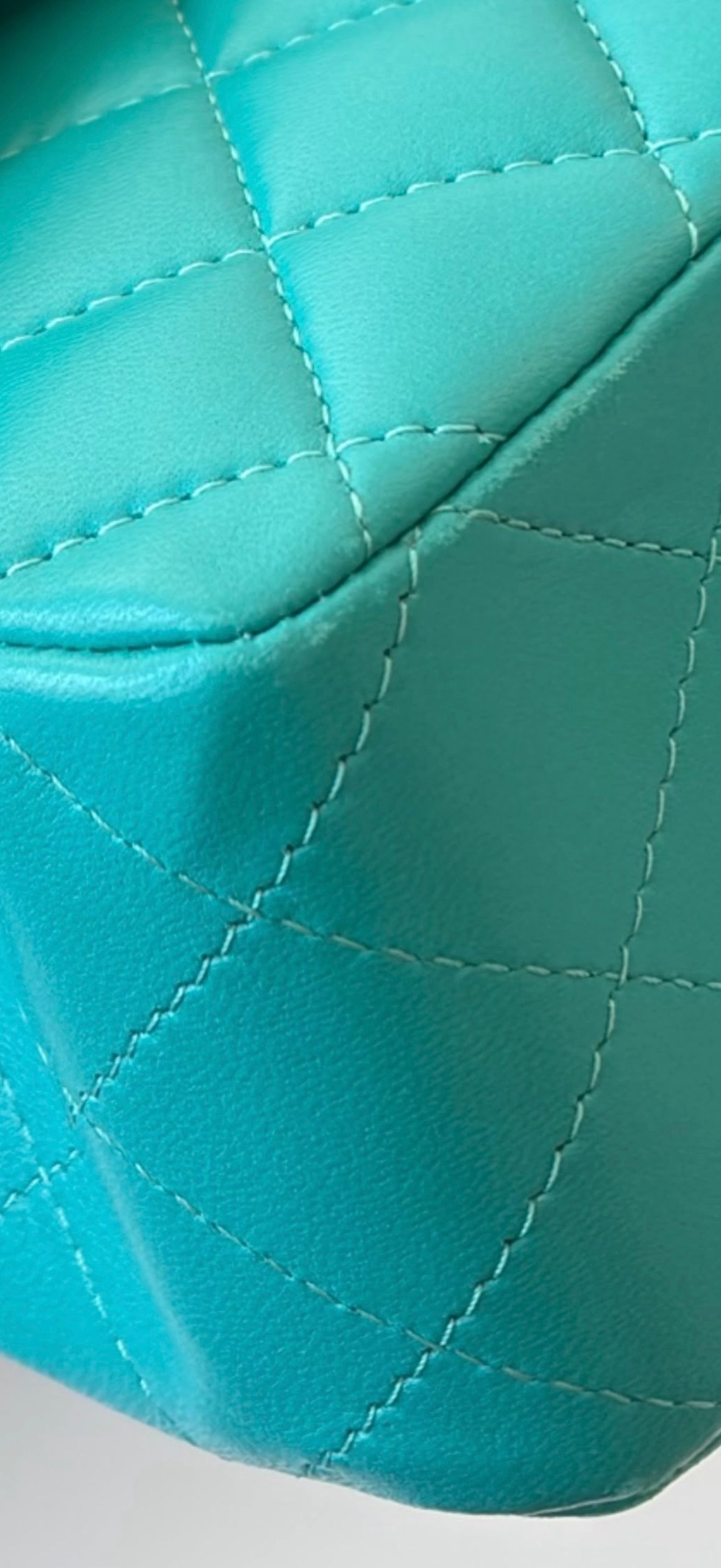 Chanel Classic Flap | Turquoise/Teal Lambskin | Gold Hardware | Very Good