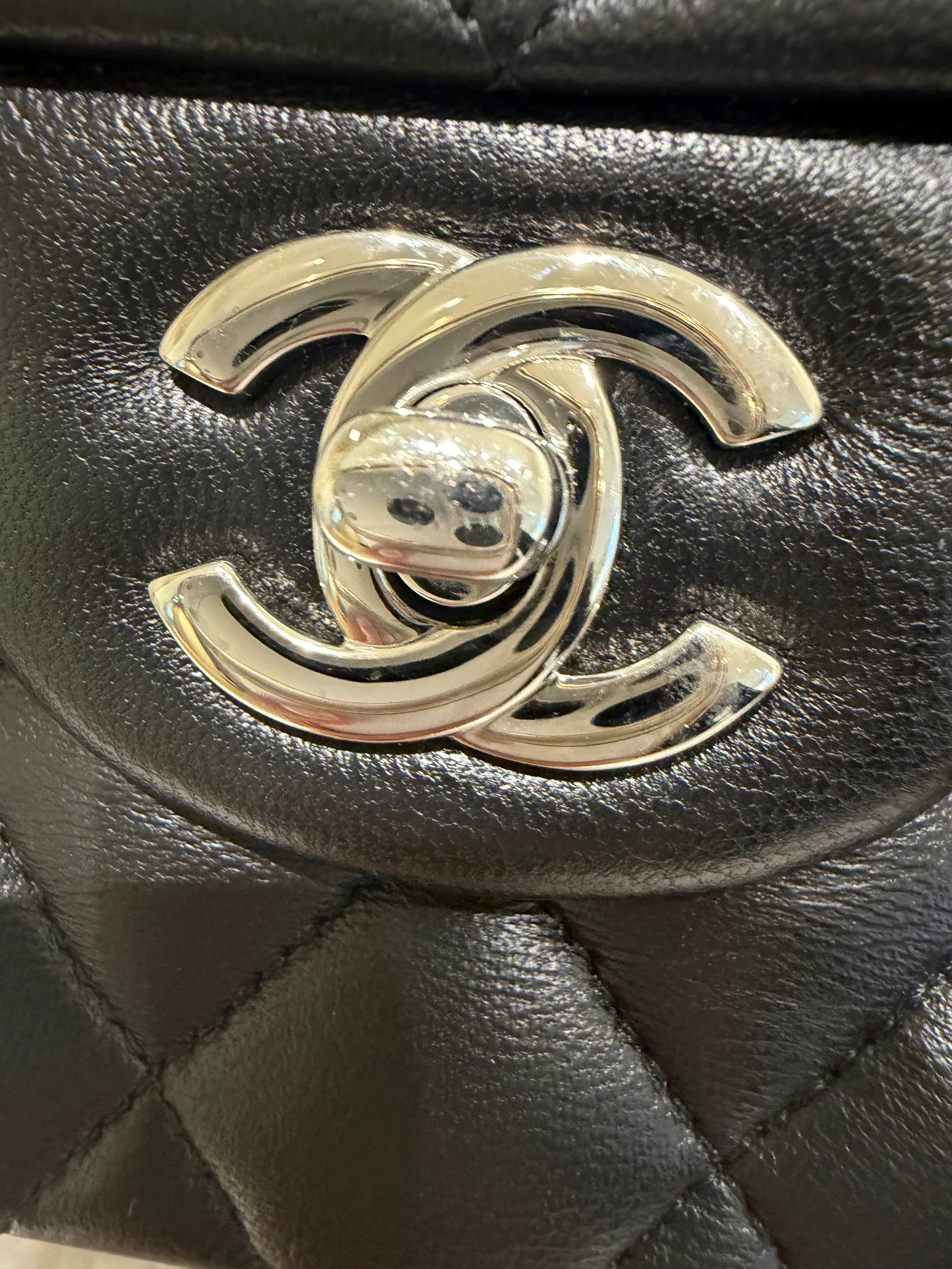 Chanel Classic Flap Small | Lambskin | Microchipped | Box & Dust Bag | Pristine