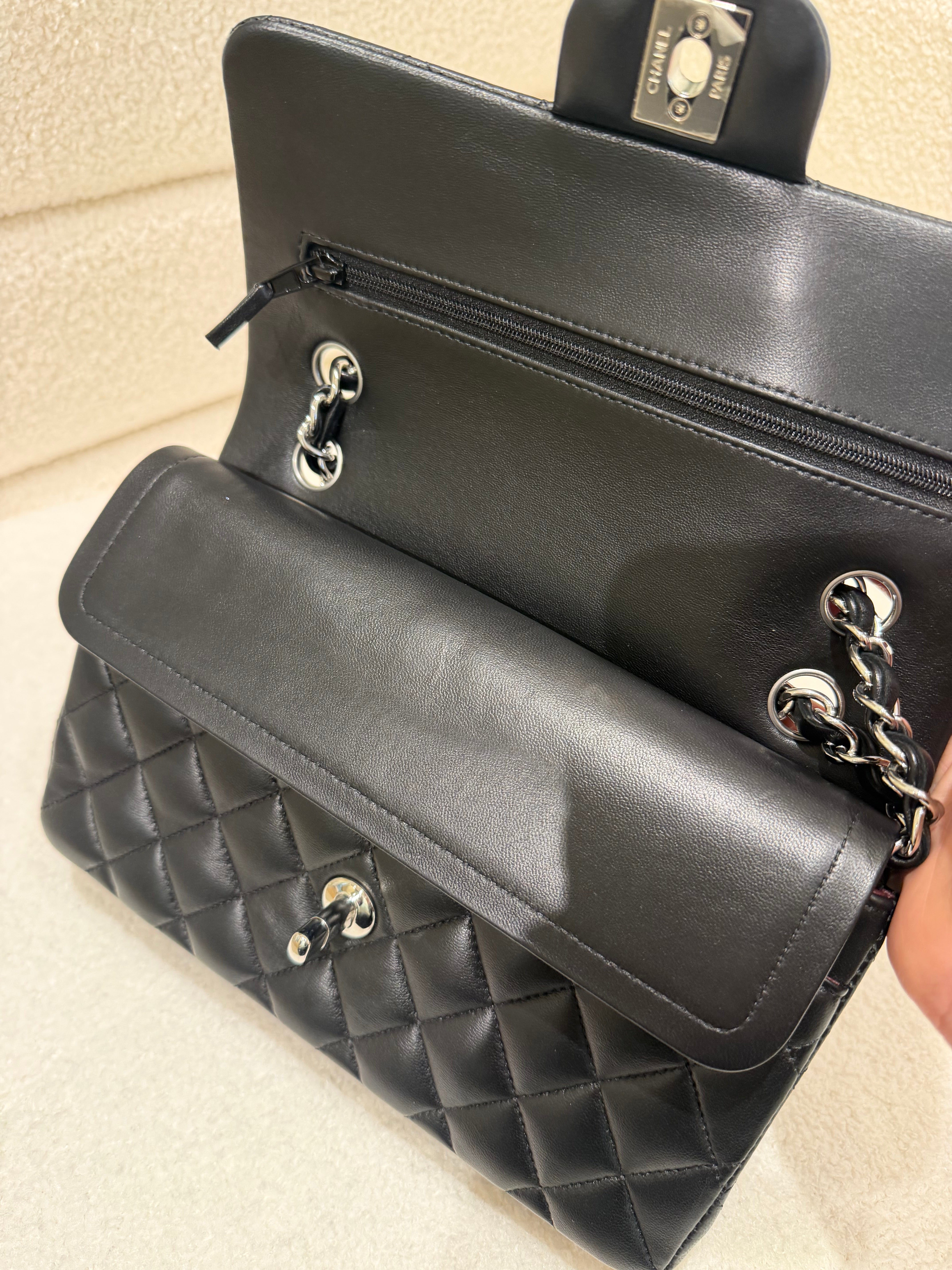 Chanel Classic Flap Small | Lambskin | Microchipped | Box & Dust Bag | Pristine