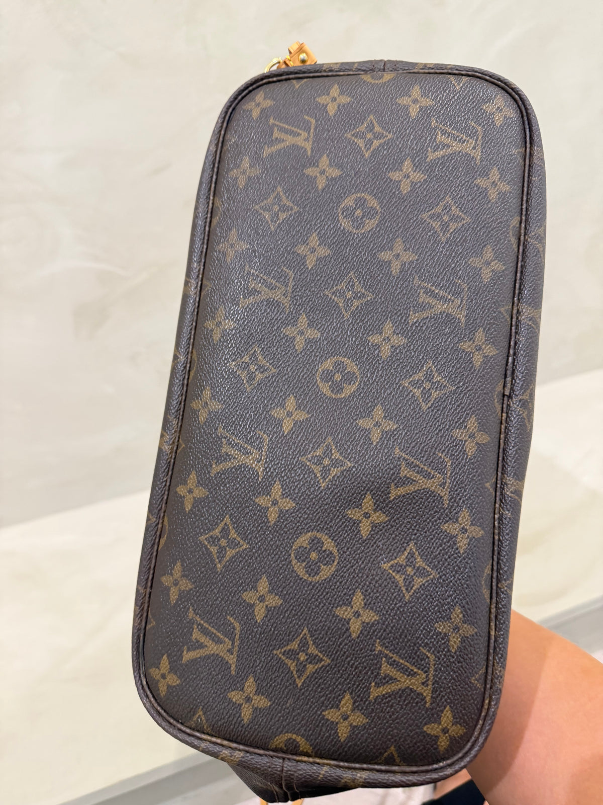 Louis Vuitton Neverfull MM | Monogram Canvas | Gold Hardware | Excellent