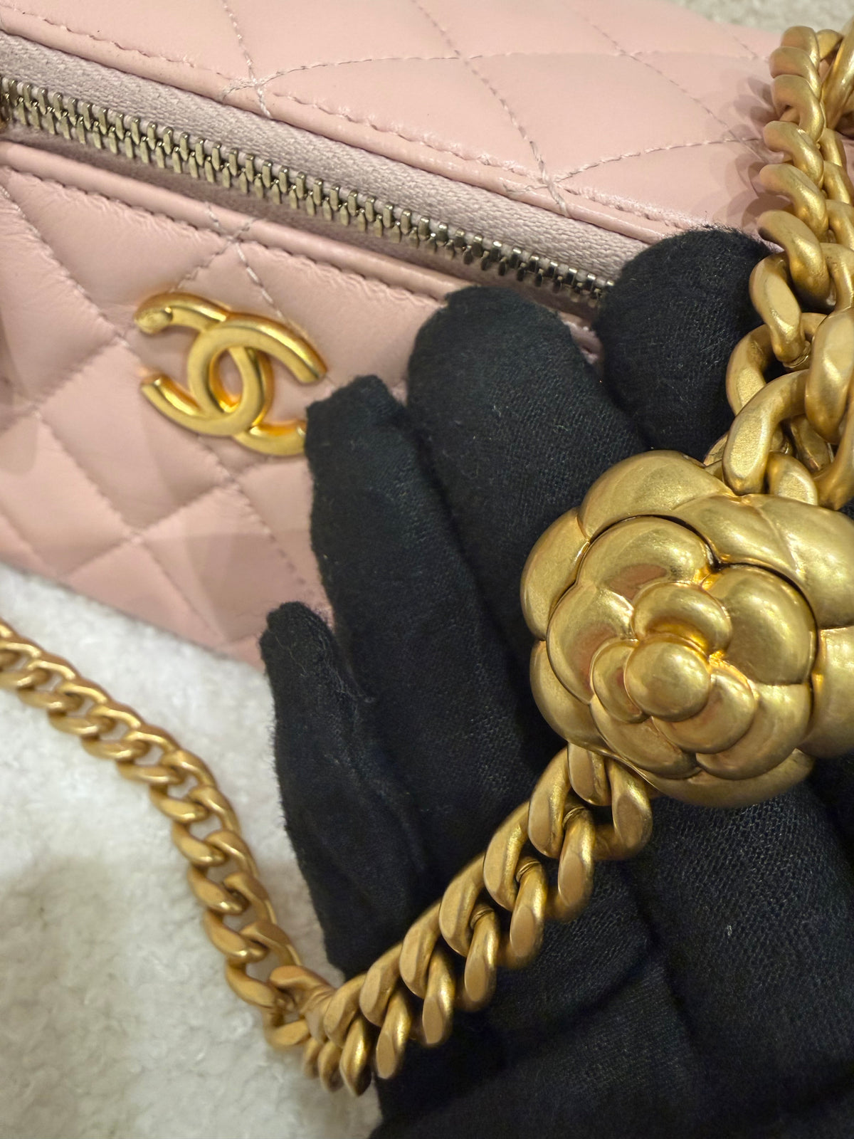 Chanel Sweetheart Vanity Case | Pink Lambskin | Gold Hardware | Excellent