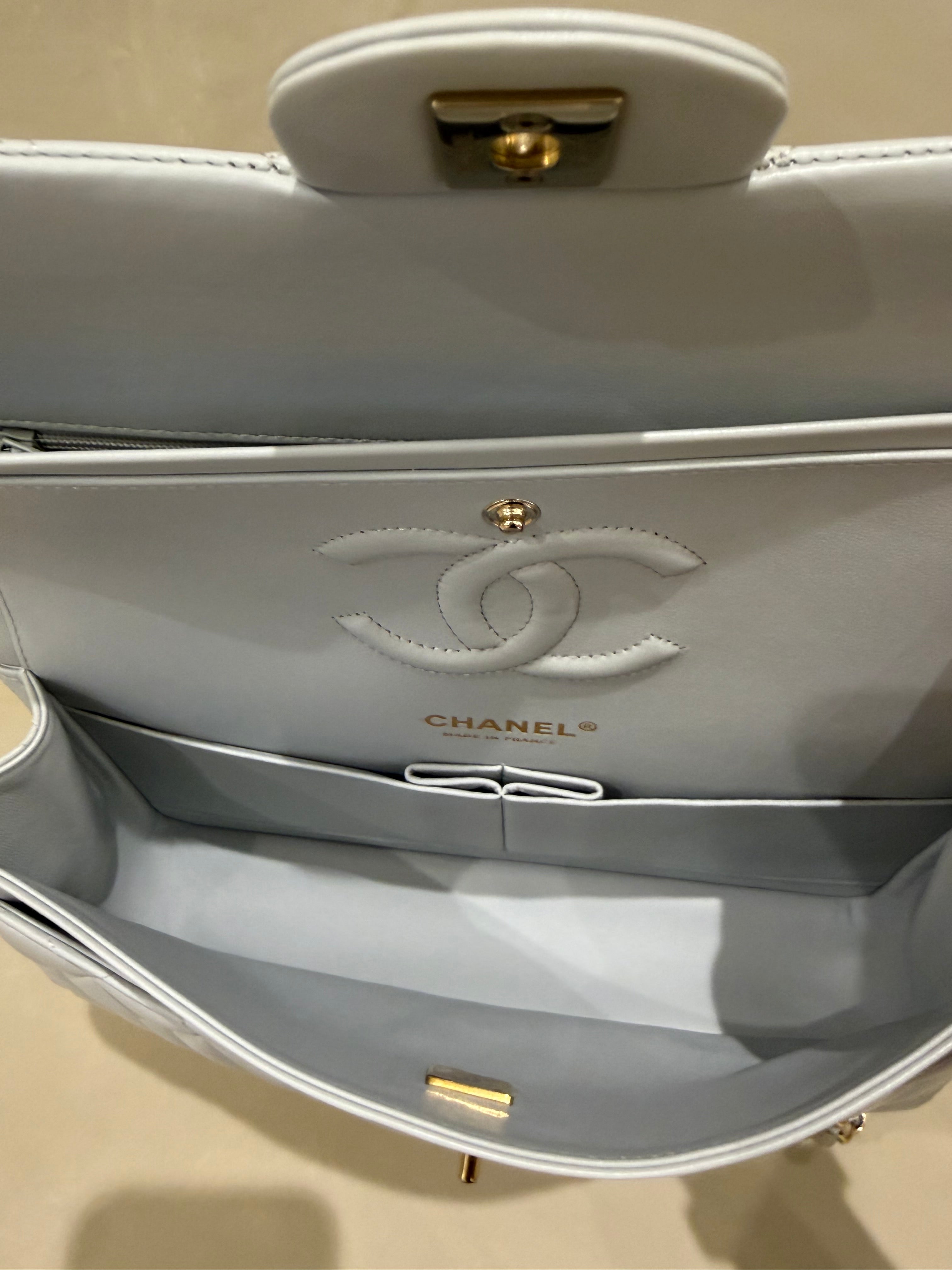 Chanel Medium Classic Flap | Blue/Grey Lambskin | Champagne Gold Hardware | Microchip | Pristine