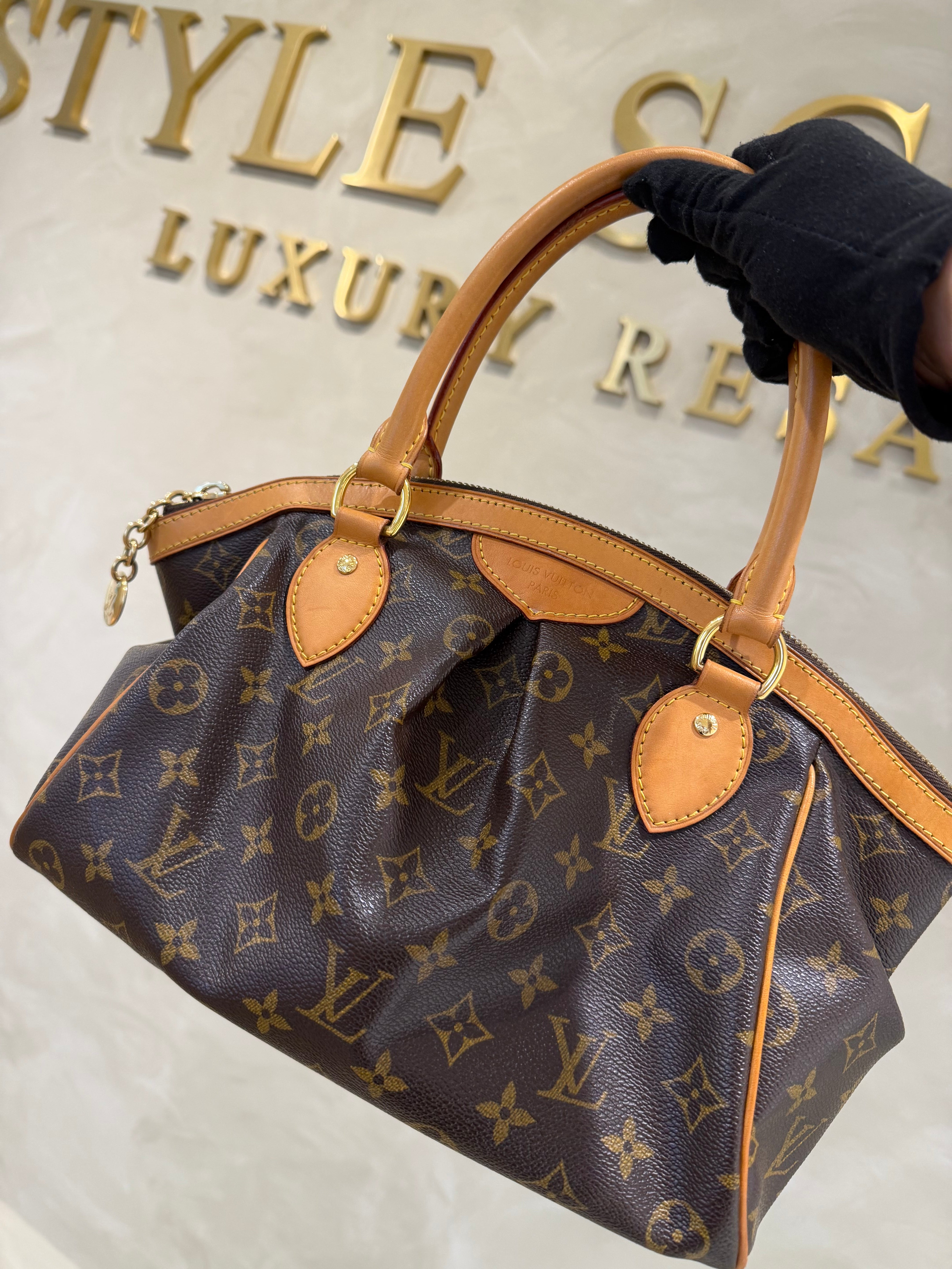 Louis Vuitton Monogram Tivoli PM handbag