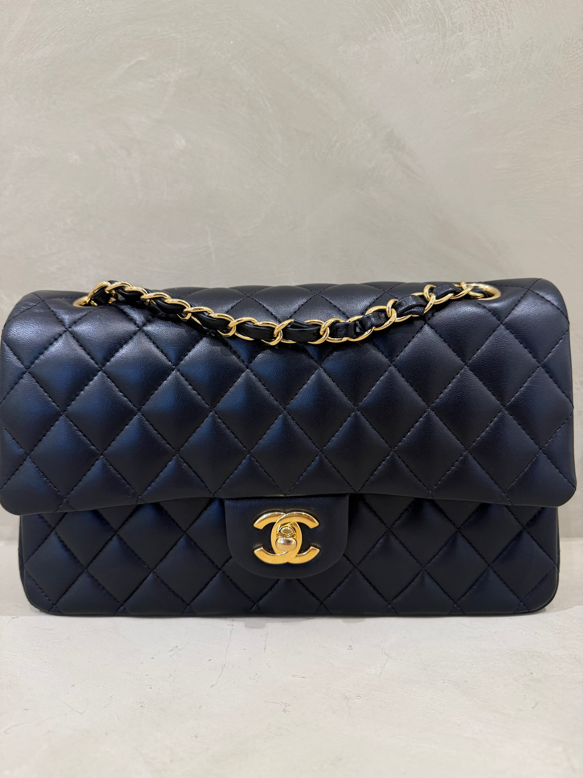Chanel Medium Classic Flap | Gold Hardware | Series 30 | Card, box & Dust Bag | Immaculate