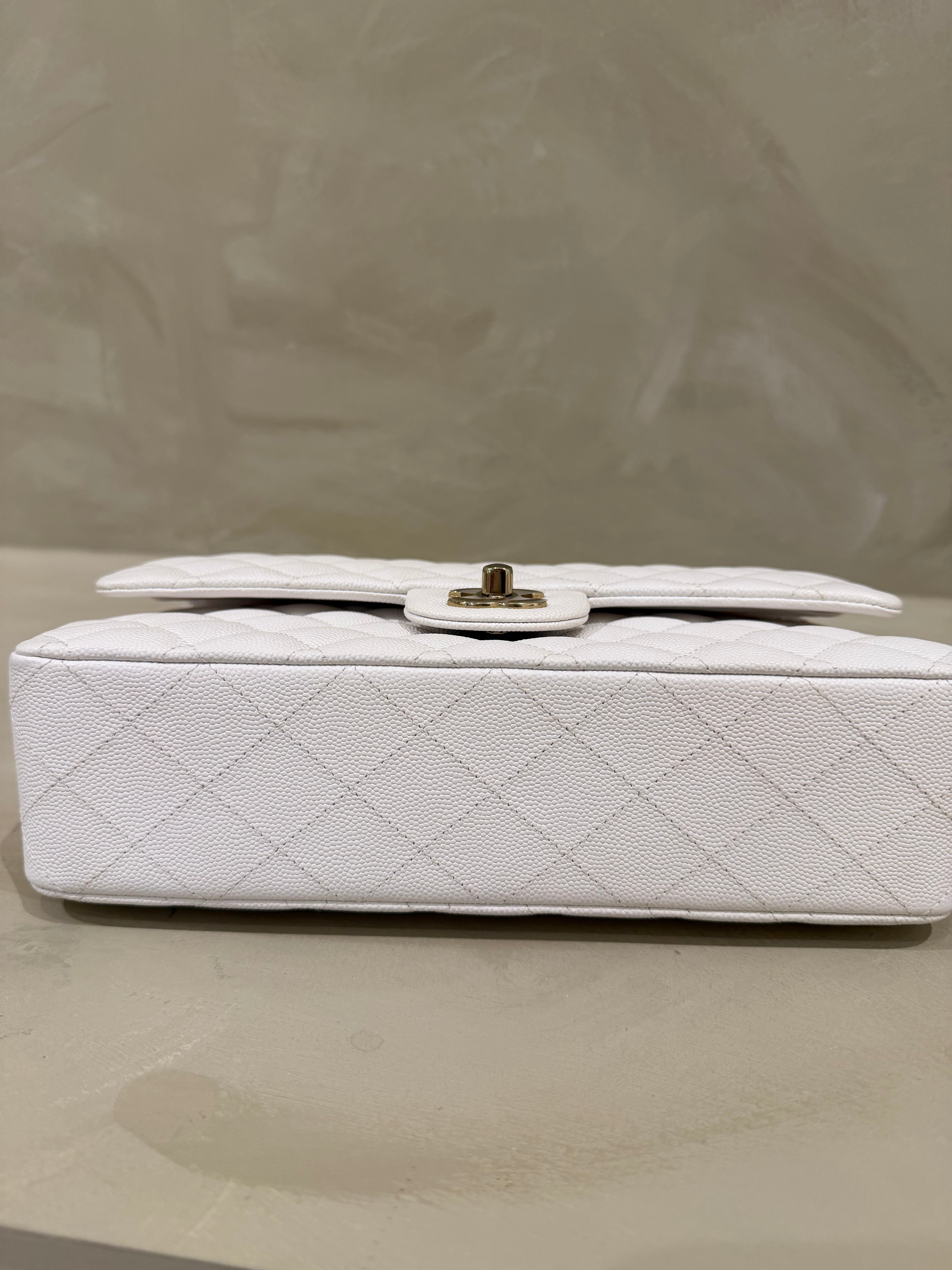 Chanel medium classic flap white