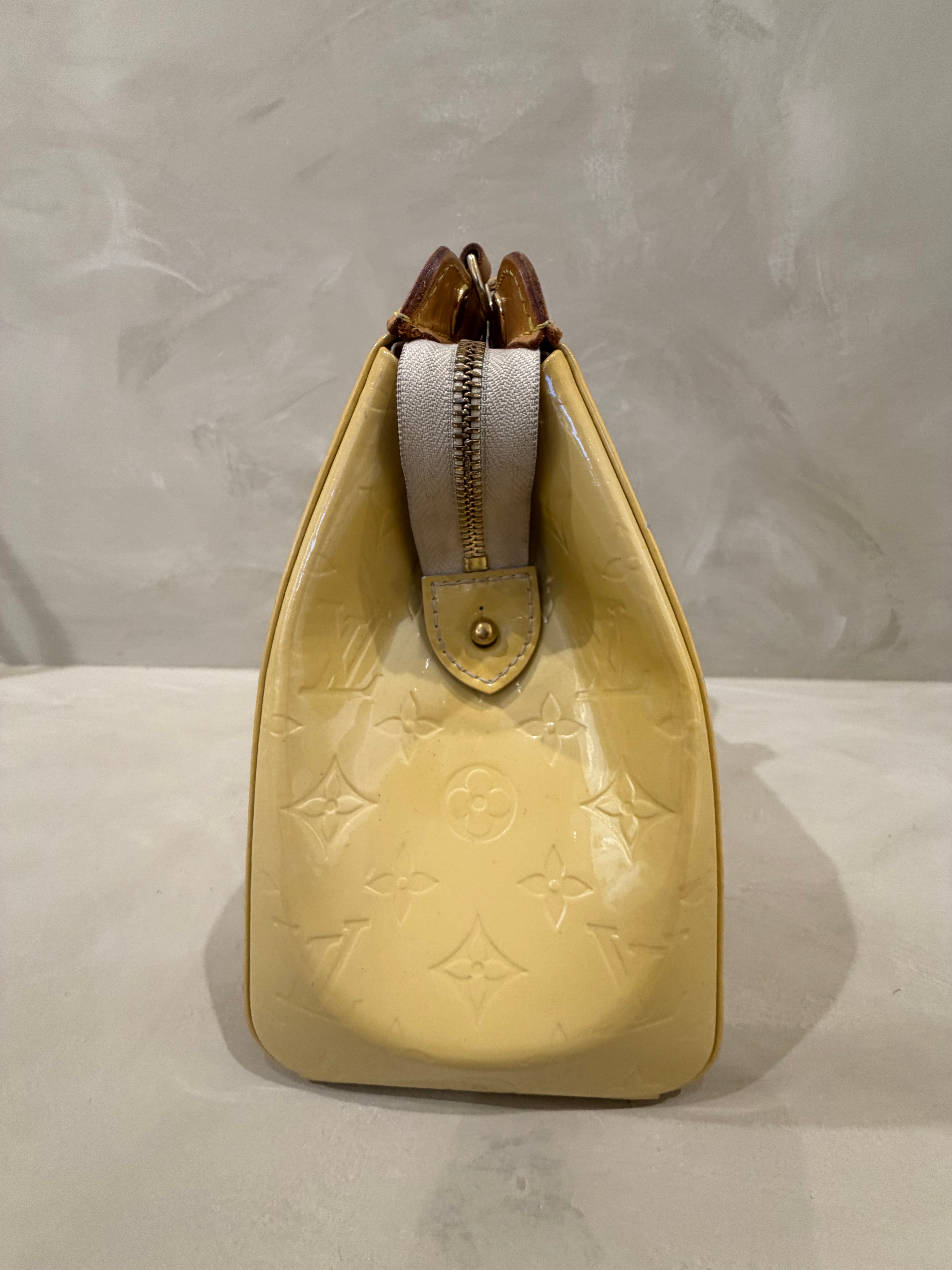 Louis Vuitton Vernis Brea Yellow Patent Vernis — Pre-Owned