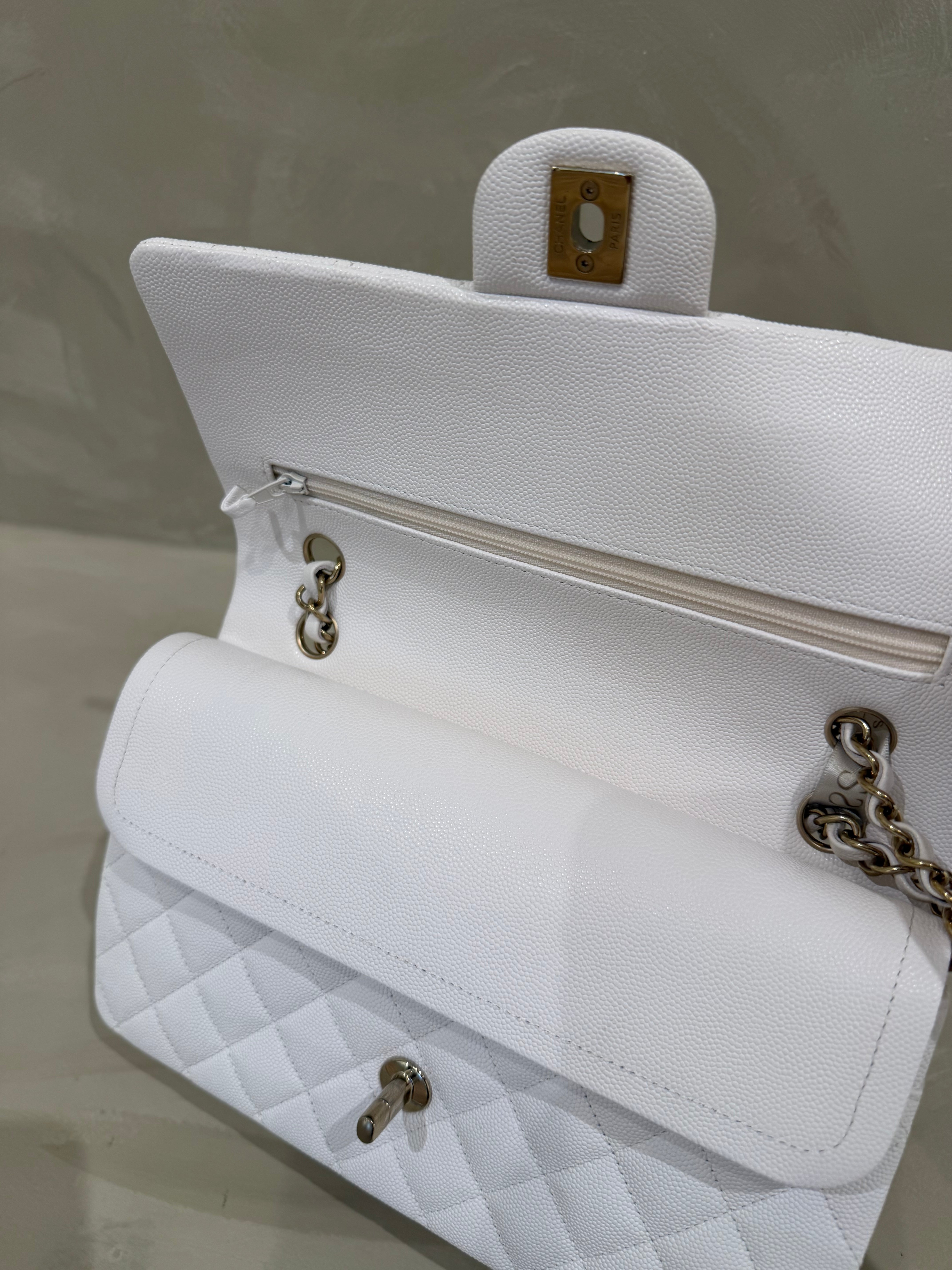 Chanel medium classic flap white