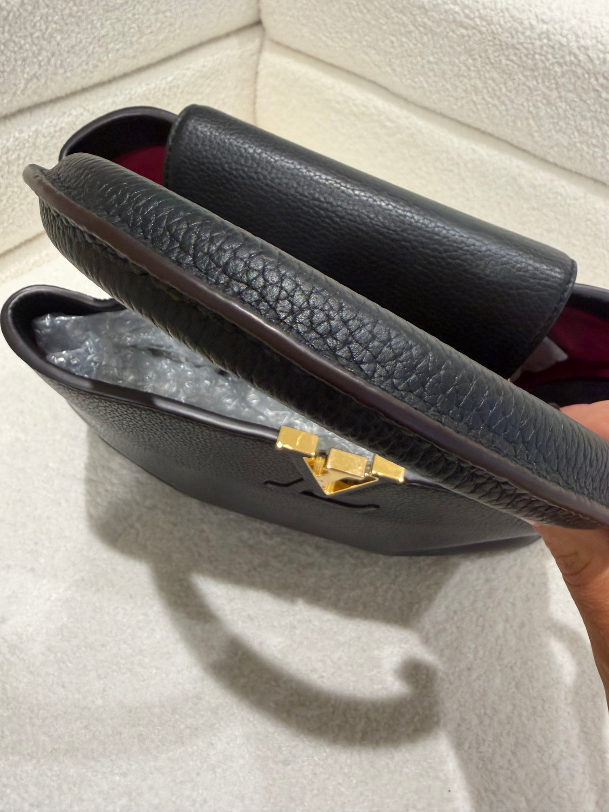 Louis Vuitton Capucines MM