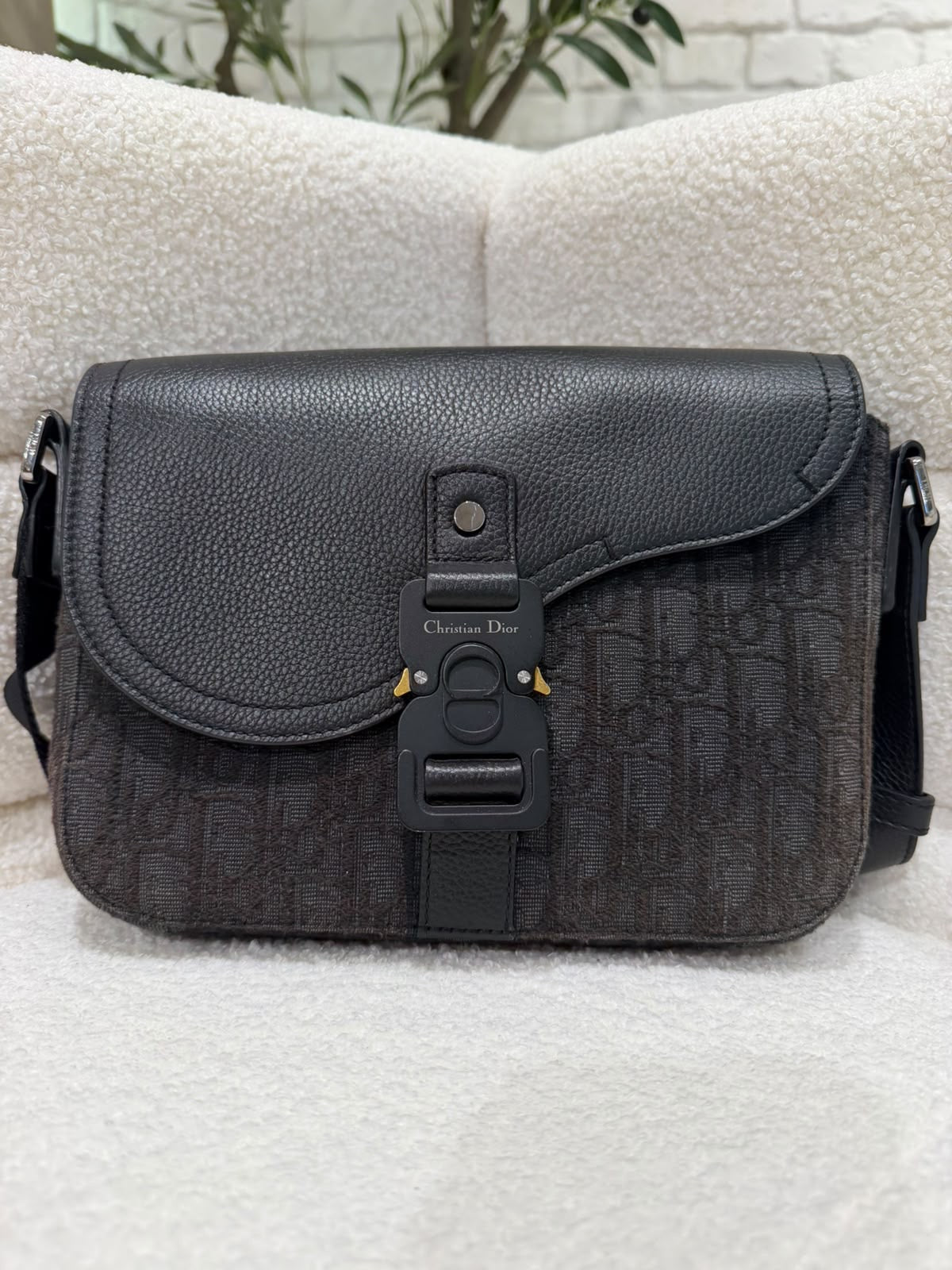 Dior Oblique Jacquard Grained Calfskin Saddle Pouch With Strap | Black | Good Condition