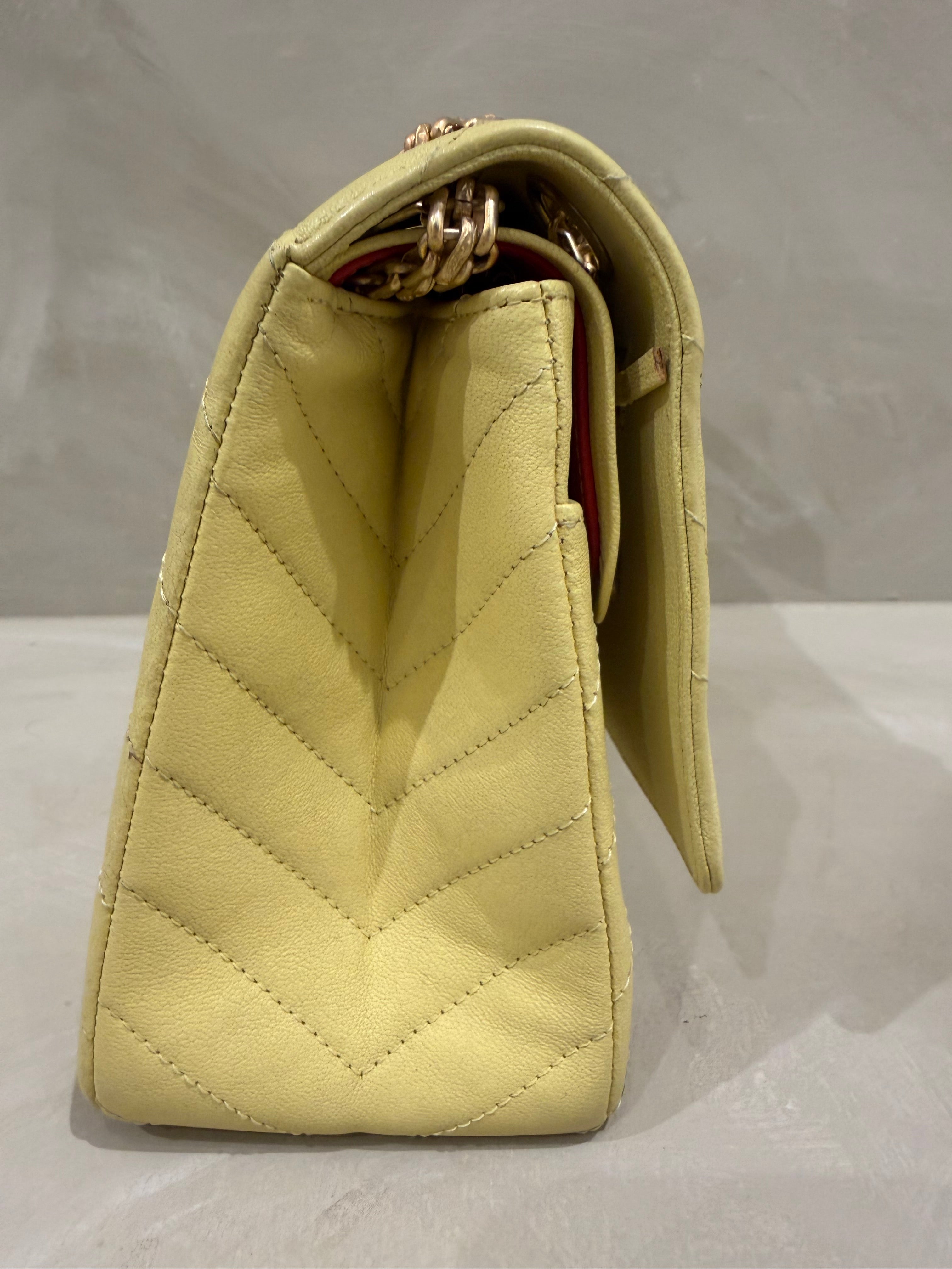 Chanel Reissue 2.55