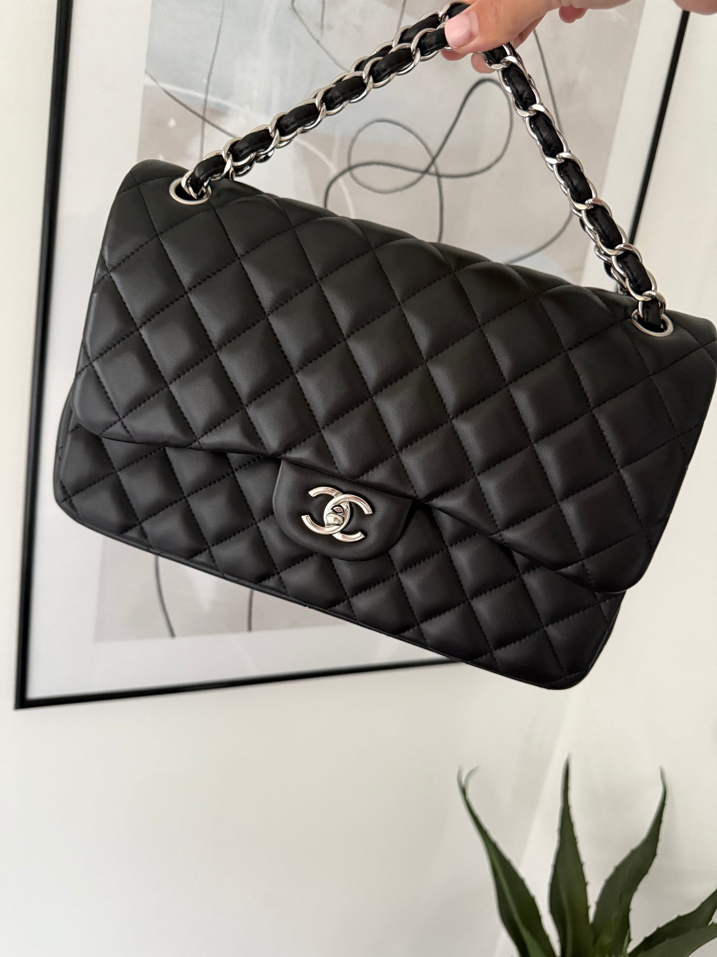 Chanel Jumbo Classic Flap Bag