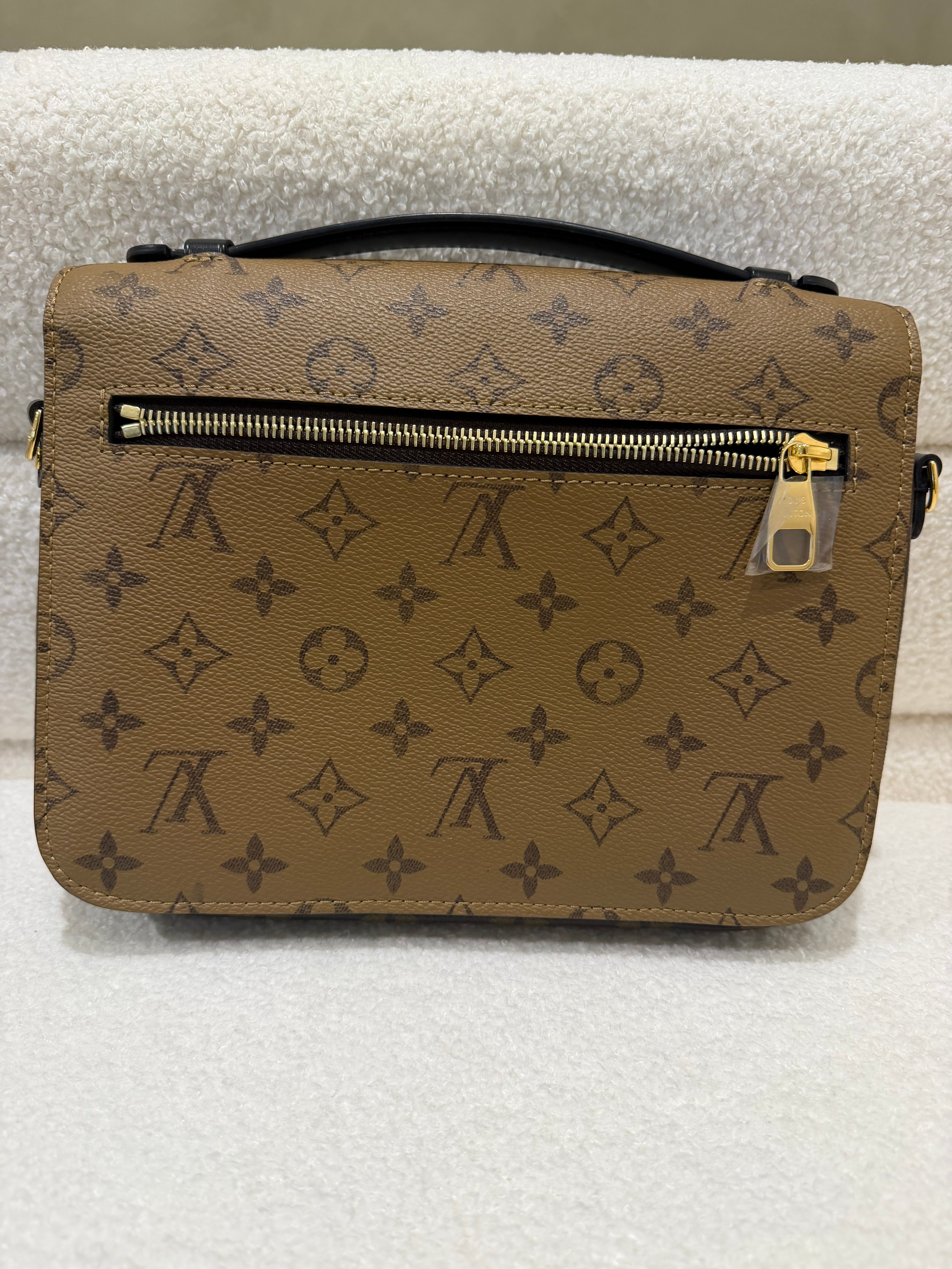 Louis Vuitton Pochette Métis Bag (RESERVED )