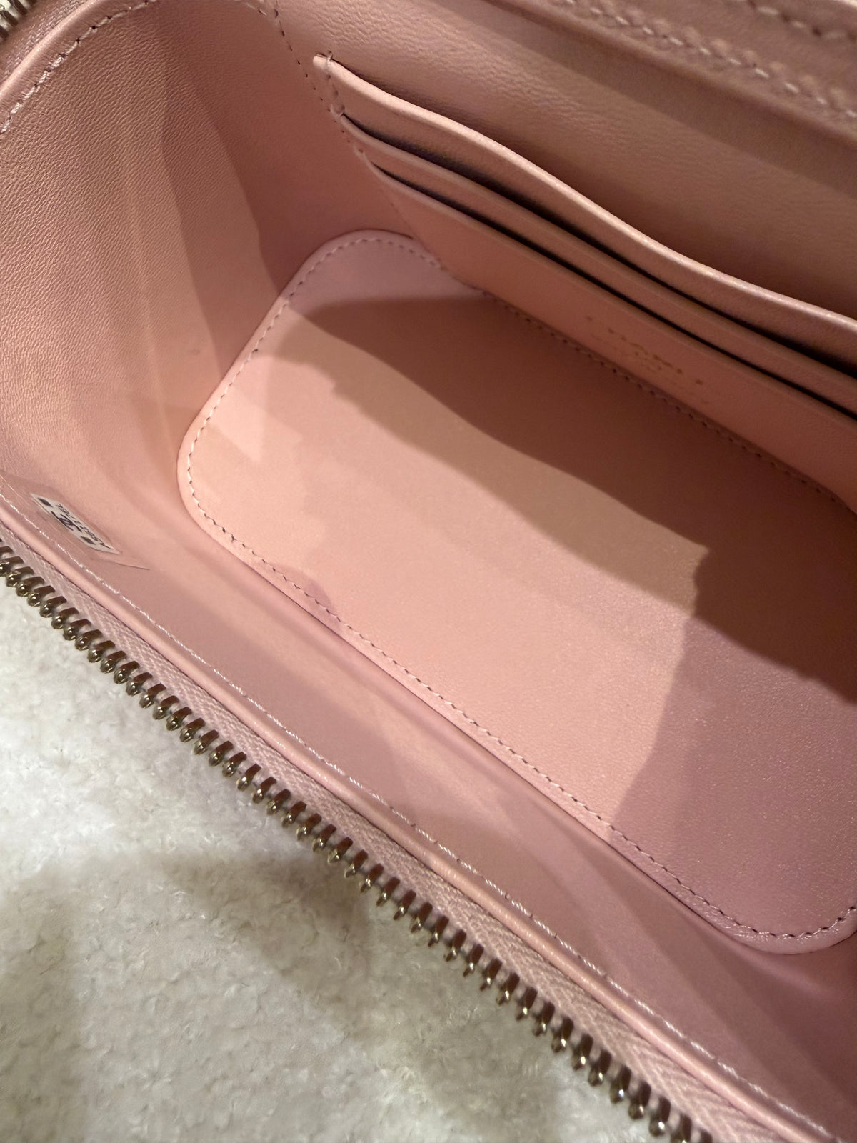 Chanel Sweetheart Vanity Case | Pink Lambskin | Gold Hardware | Excellent