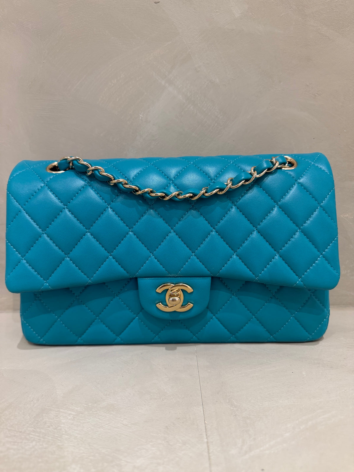 Chanel Classic Flap | Turquoise/Teal Lambskin | Gold Hardware | Very Good