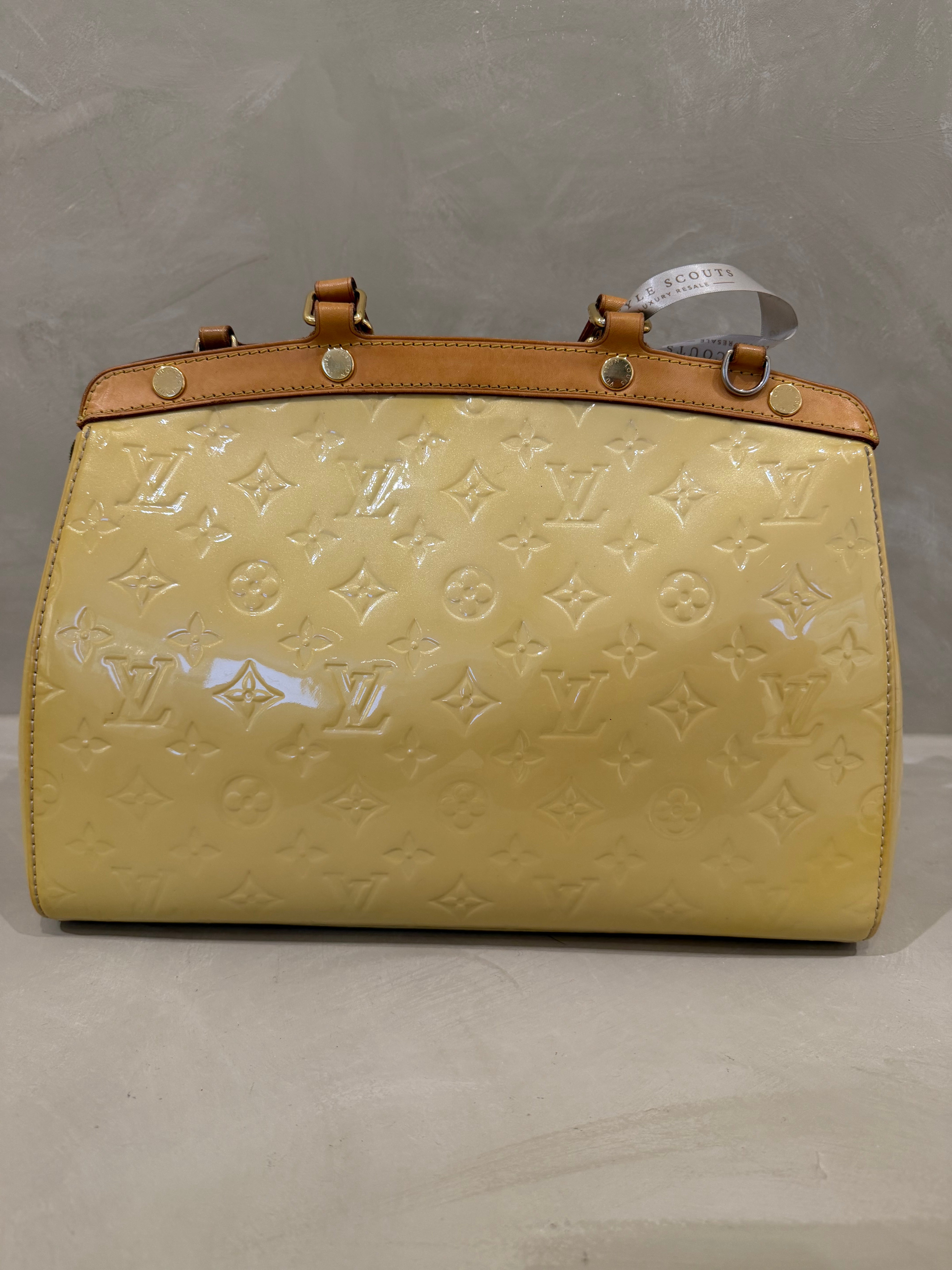 Louis Vuitton Vernis Brea Yellow Patent Vernis — Pre-Owned