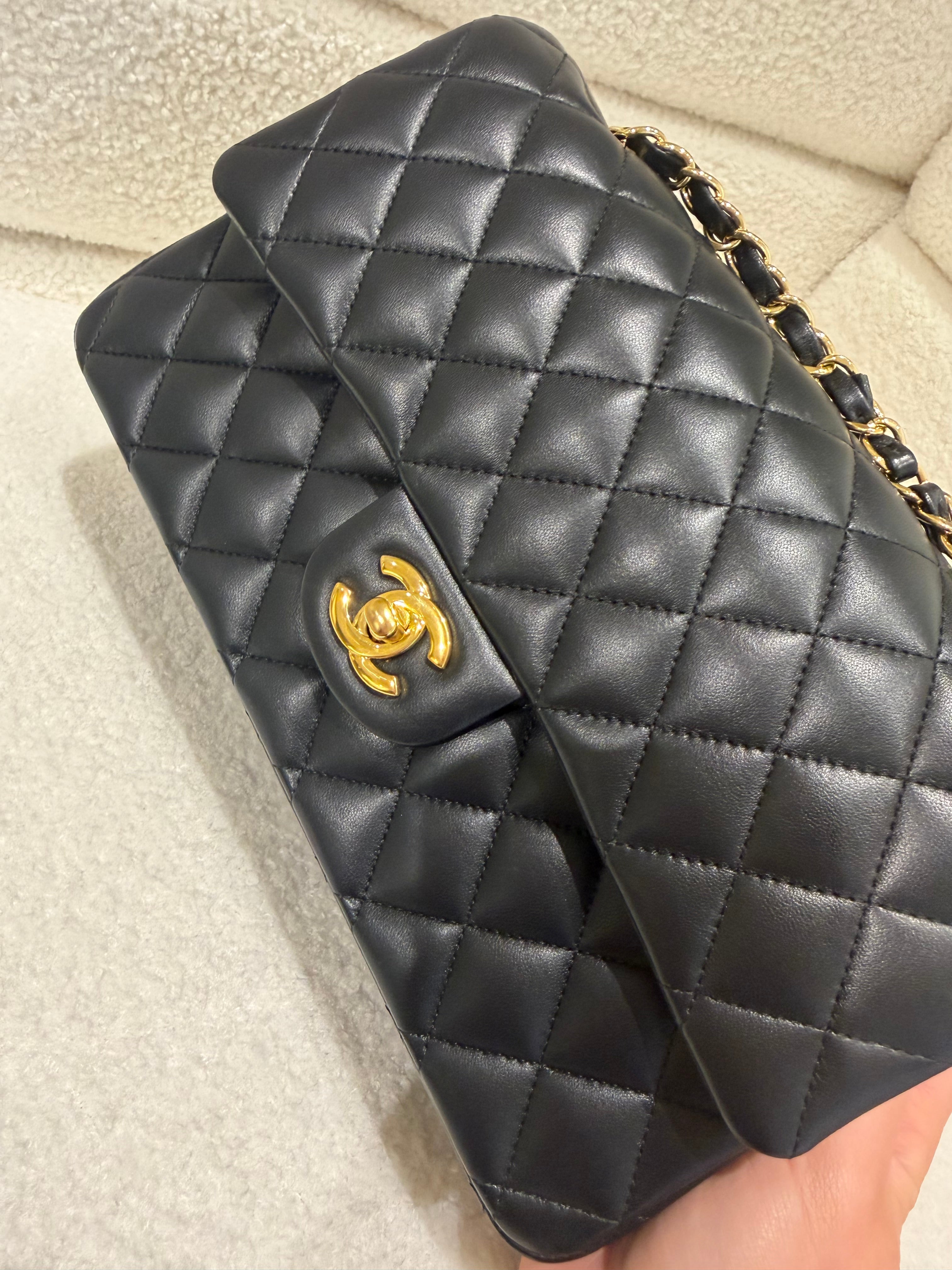 Chanel Medium Classic Flap | Gold Hardware | Series 30 | Card, box & Dust Bag | Immaculate