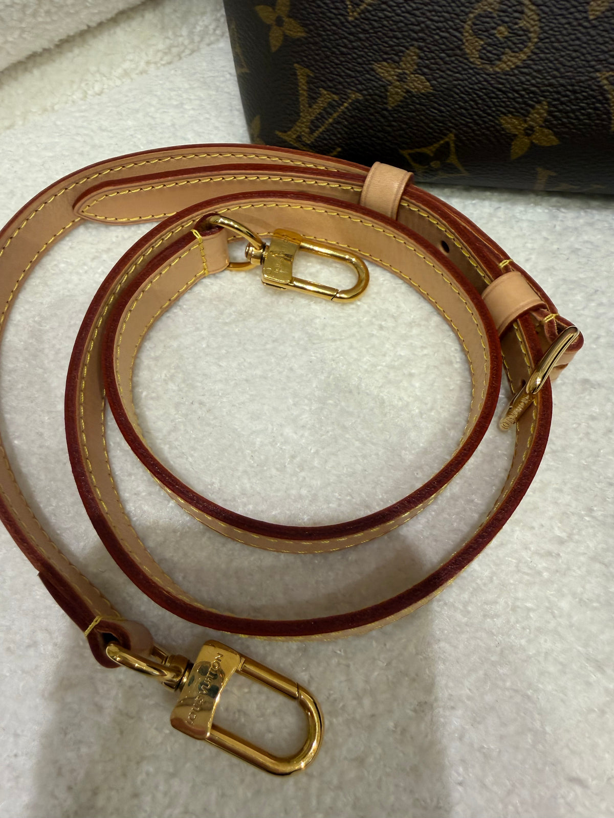 Louis Vuitton V Tote MM Monogram Red | Pre-Loved Designer Bag