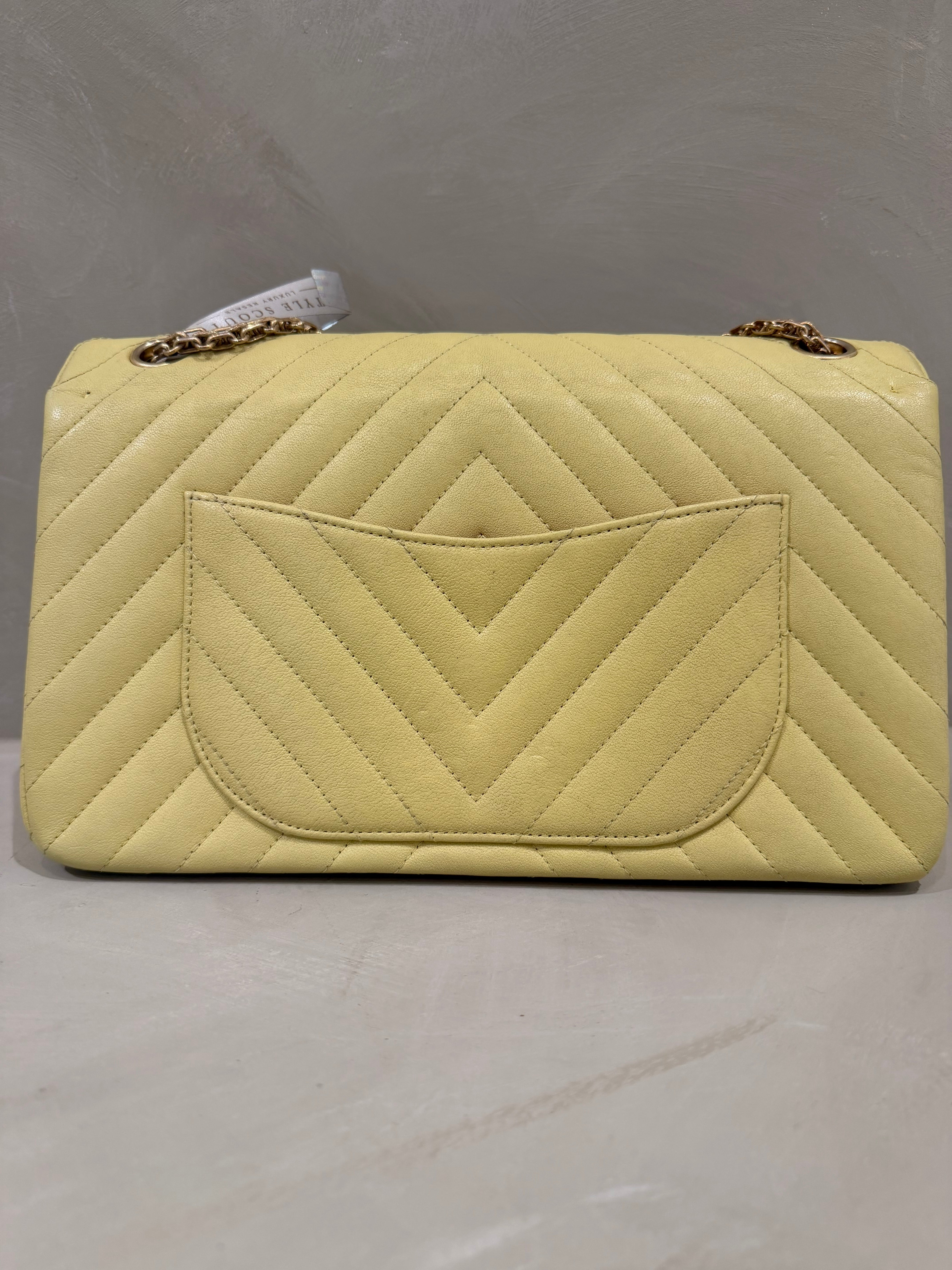 Chanel Reissue 2.55