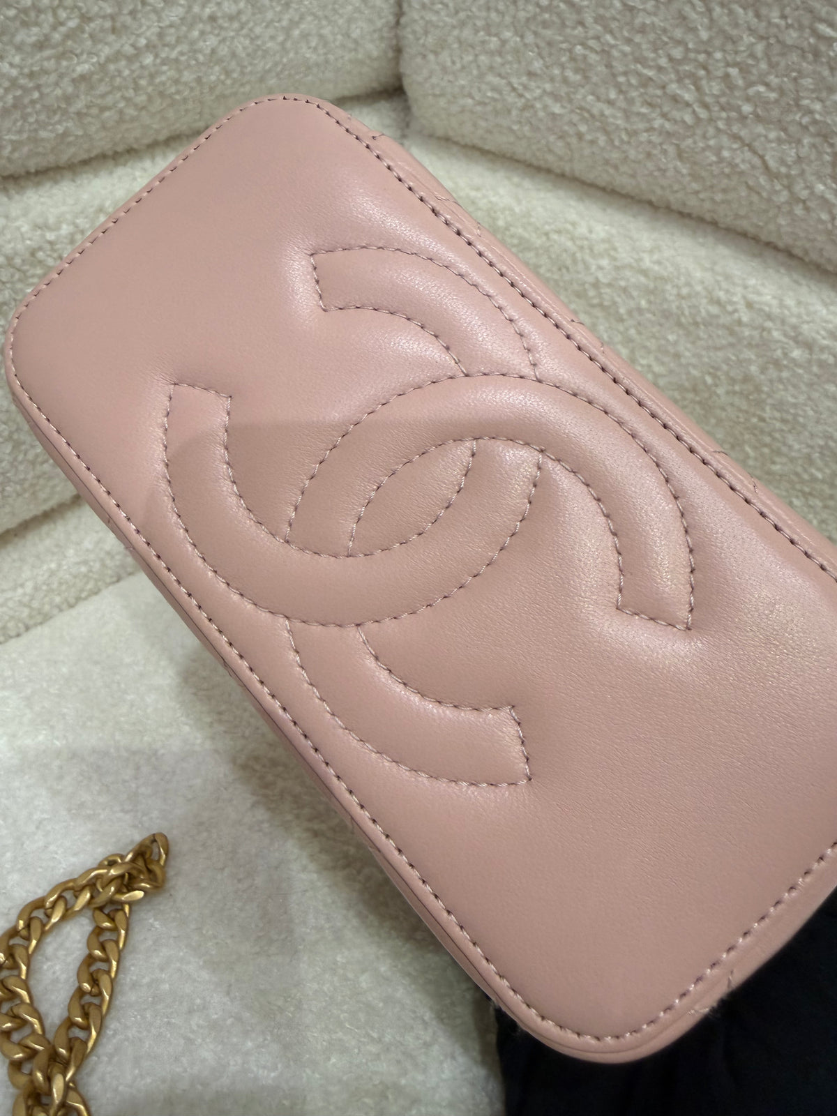 Chanel Sweetheart Vanity Case | Pink Lambskin | Gold Hardware | Excellent