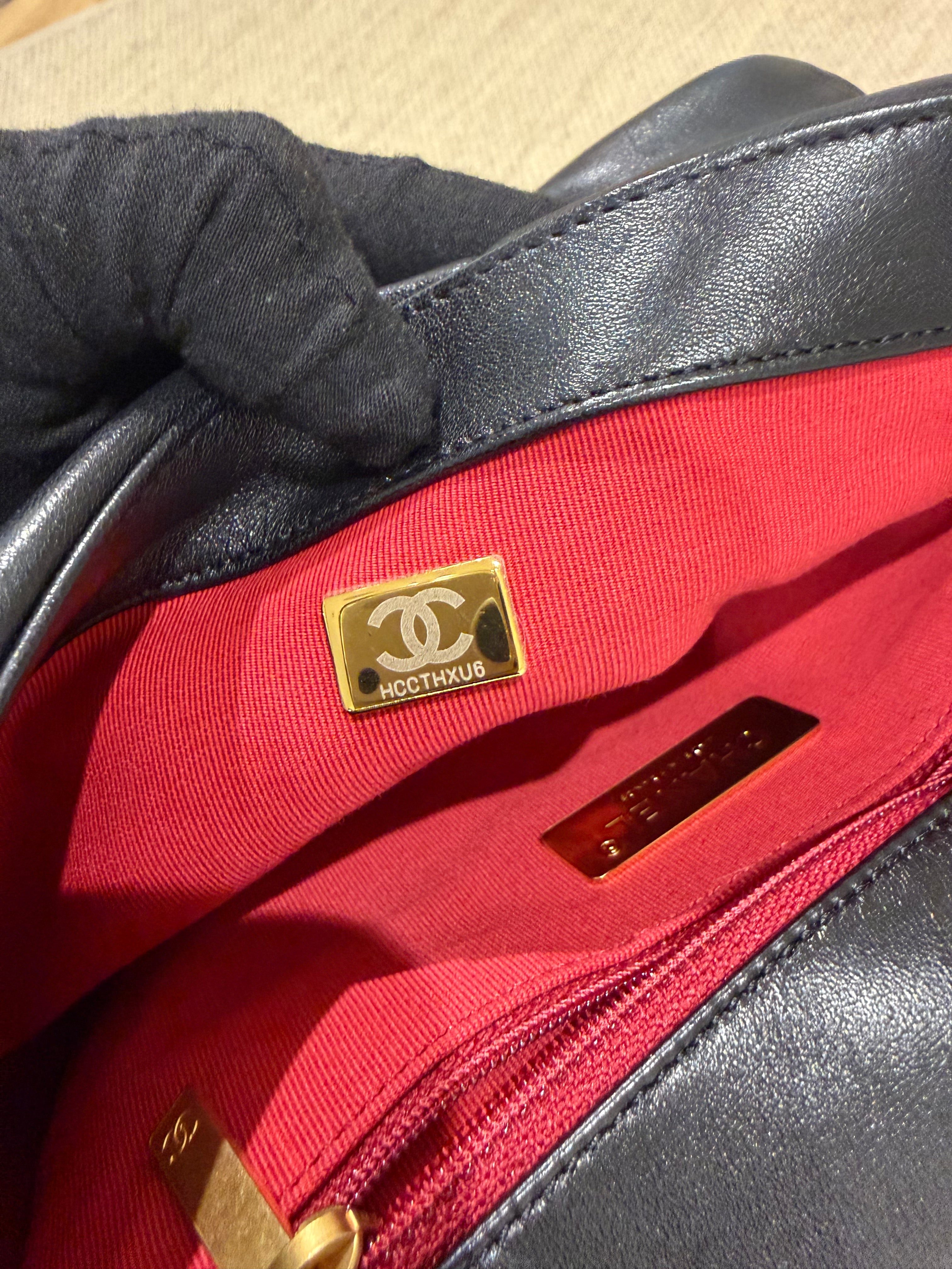 Chanel 19 Small | Mixed Metal Hardware | Microchipped | Books & Dust Bag | Immaculate