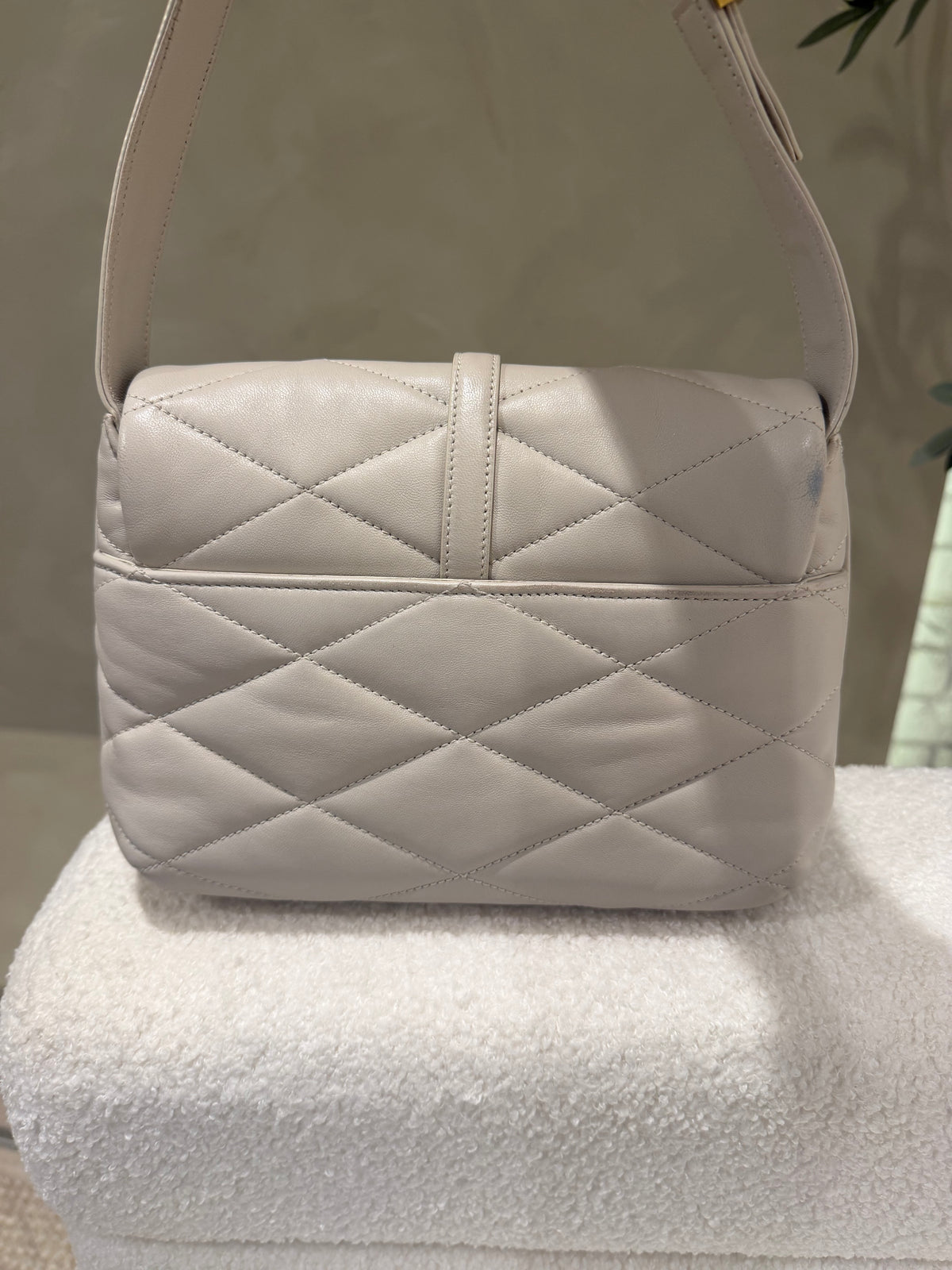 Saint Laurent Le 57 Diamond Shoulder Bag Cream Lambskin | YSL