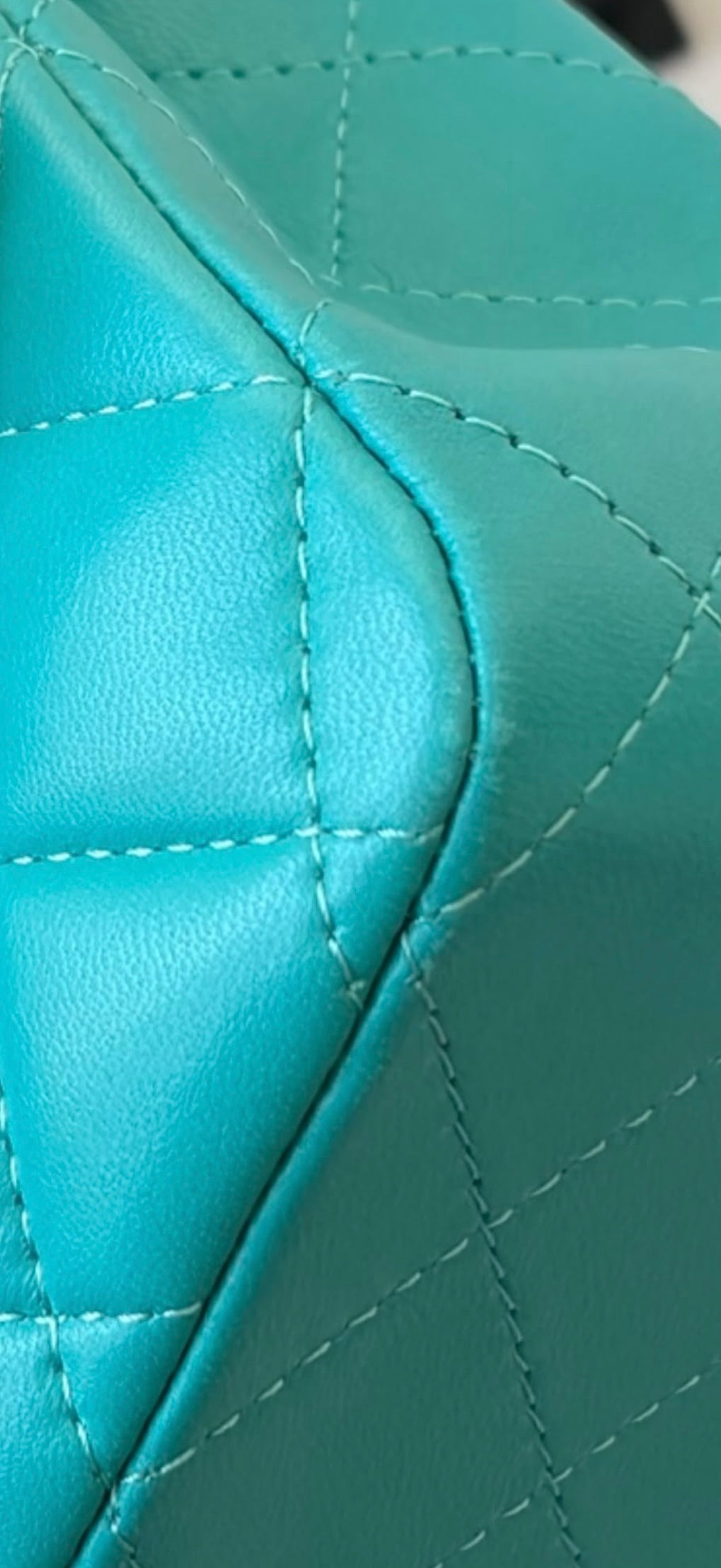 Chanel Classic Flap | Turquoise/Teal Lambskin | Gold Hardware | Very Good