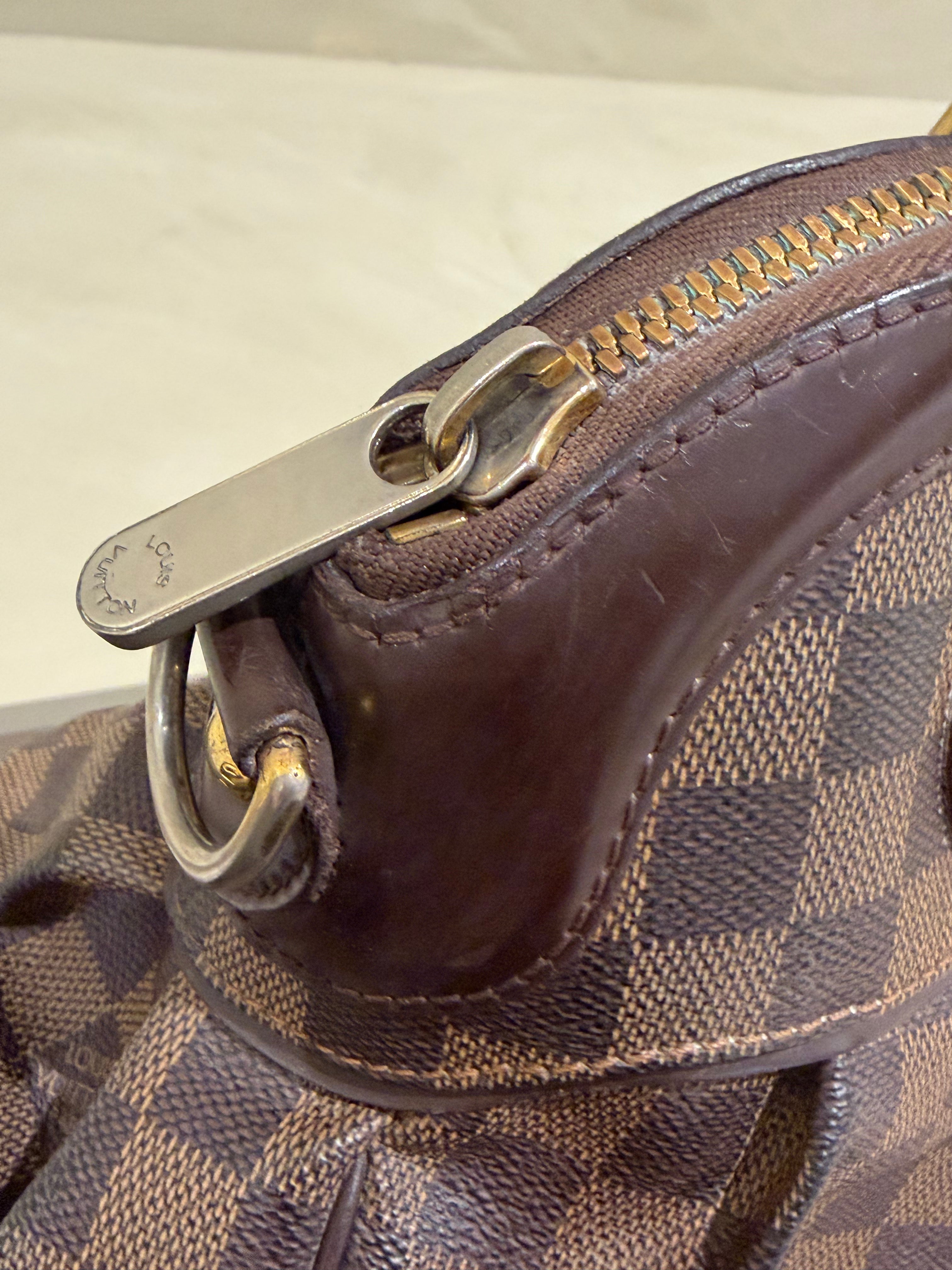 Louis Vutton Louis Vuitton Damier Trevi