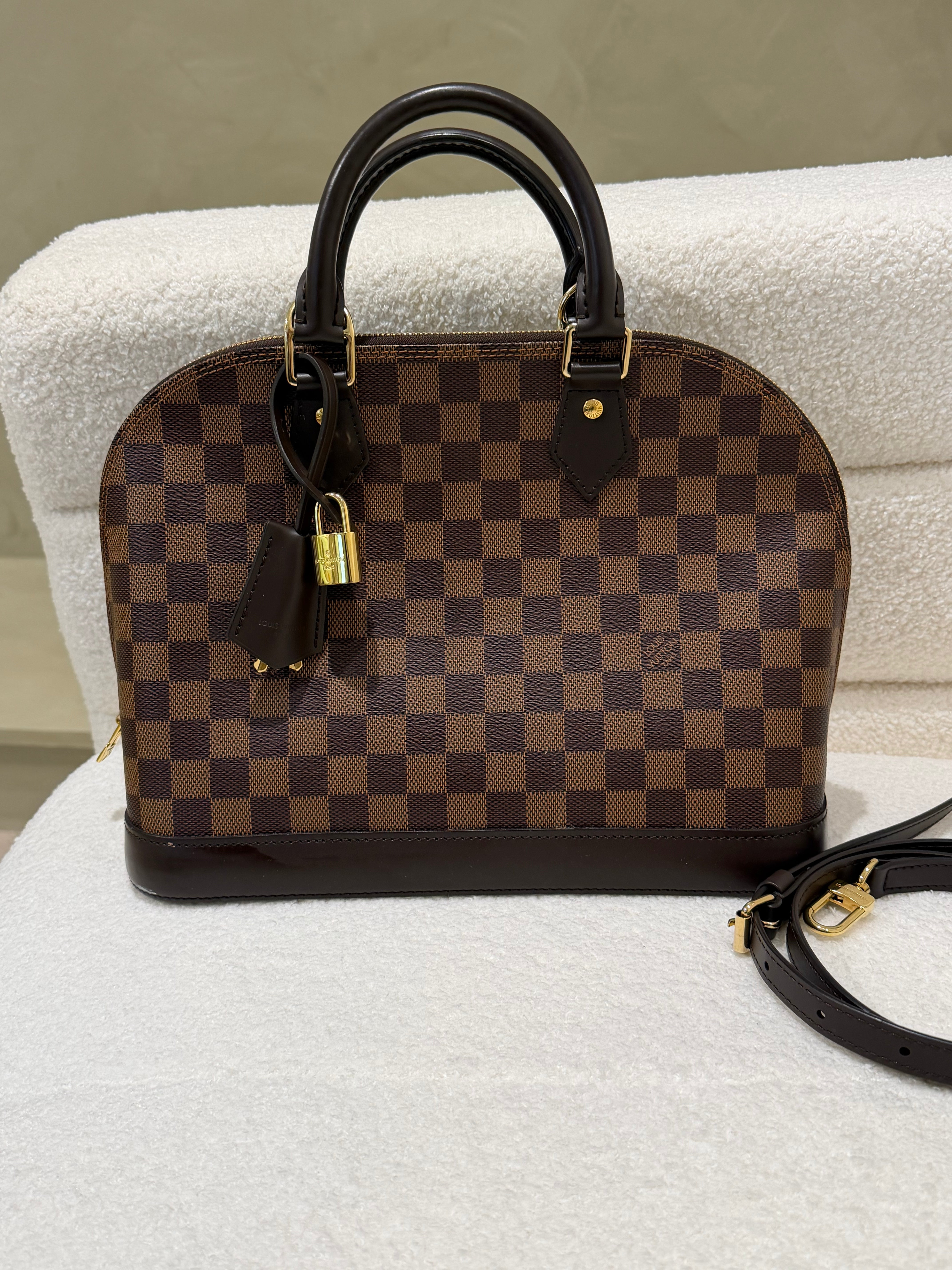 Louis Vuitton Alma PM | Damier Ebène | Gold Hardware | 2019 | Very Good