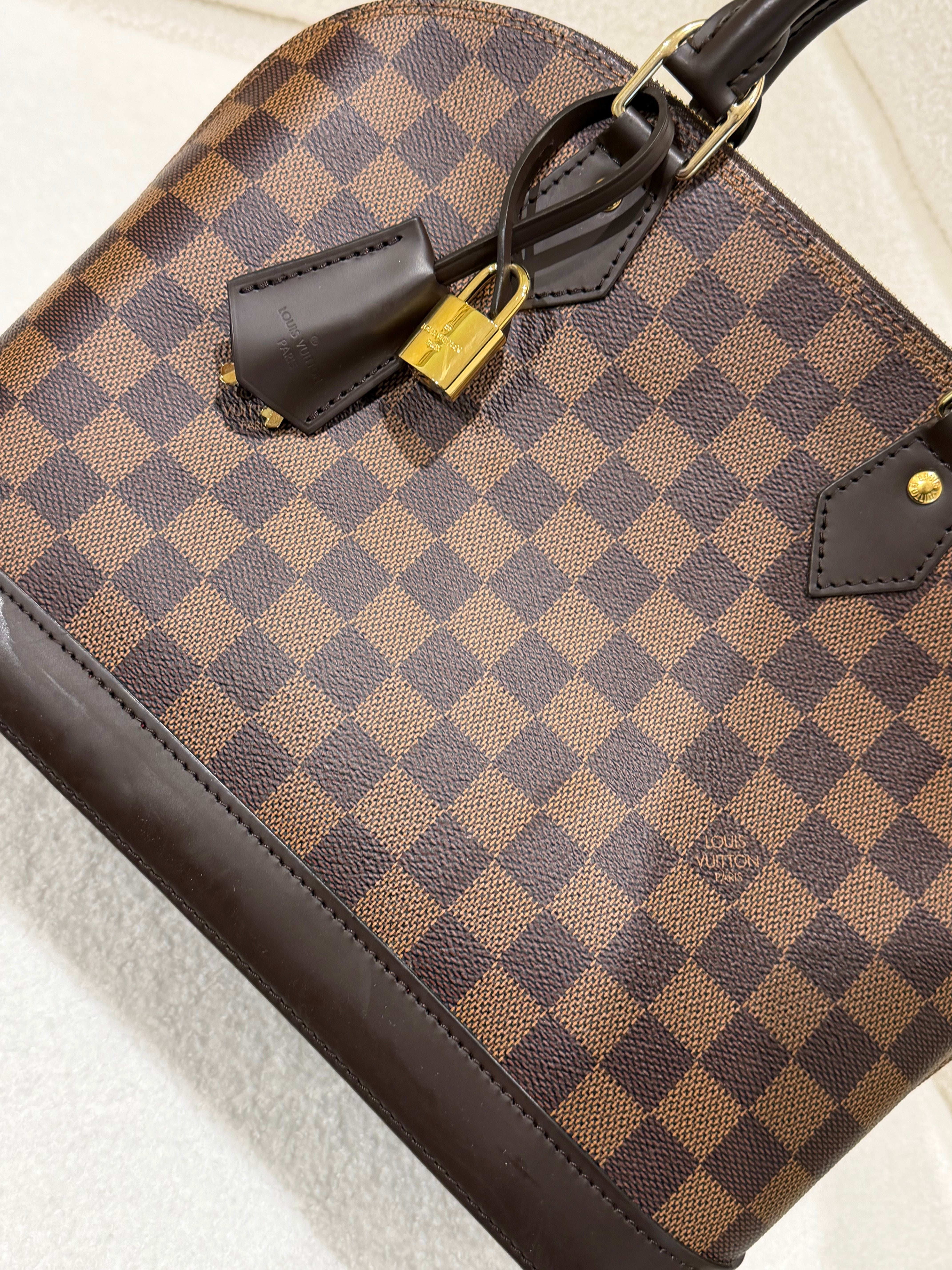 Louis Vuitton Alma PM | Damier Ebène | Gold Hardware | 2019 | Very Good