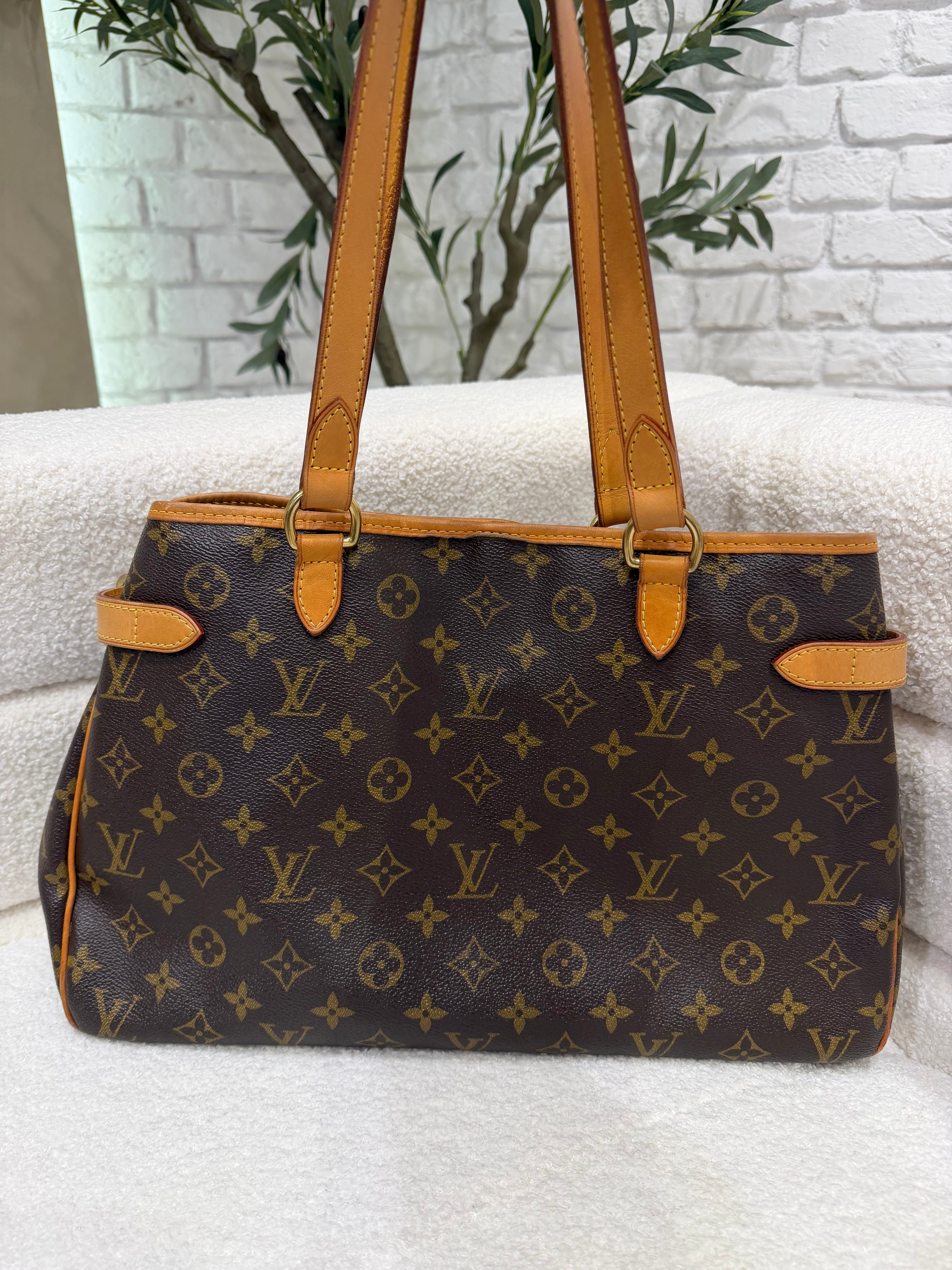 Louis Vuitton Batignolles Horizontal MM | Monogram Canvas | Gold Hardware | Good