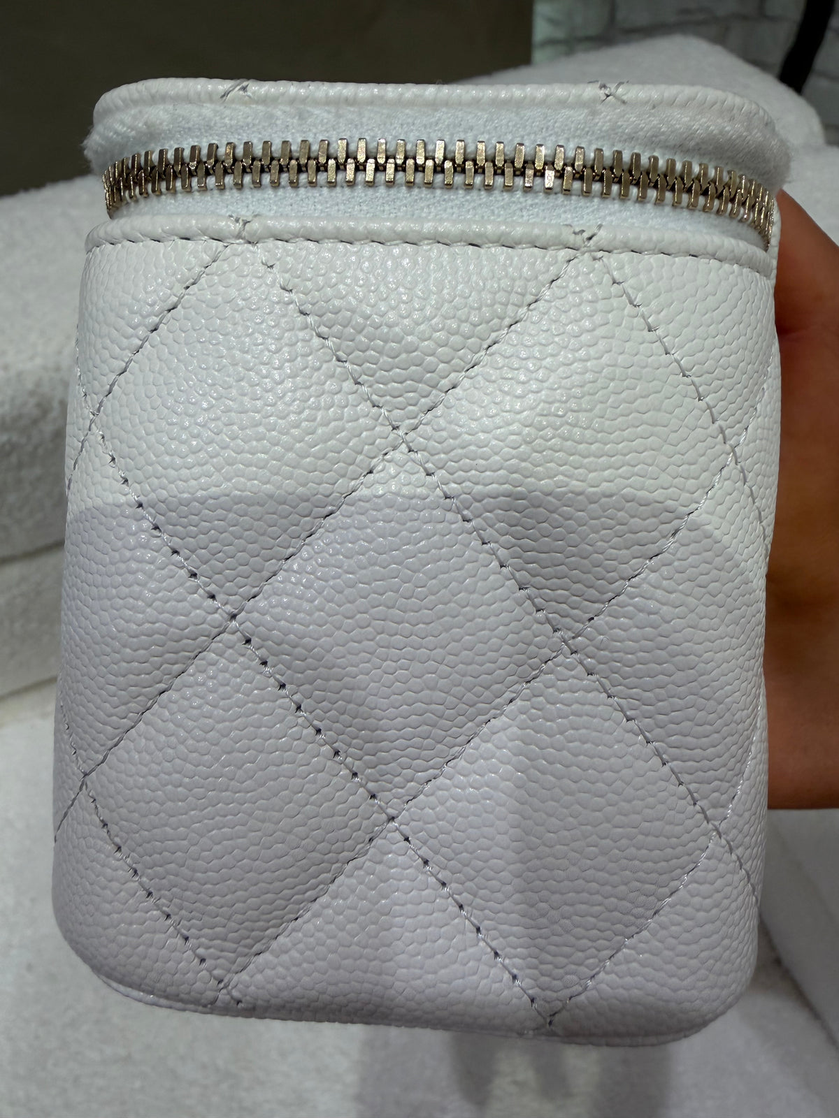 Chanel Vanity Box Bag with Mirror – White Caviar Leather | Light Gold Hardware | Microchipped