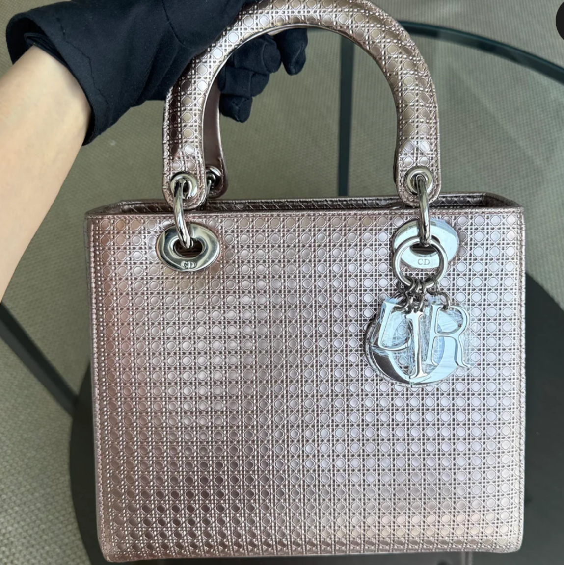 Lady Dior Medium Rose gold Cannage