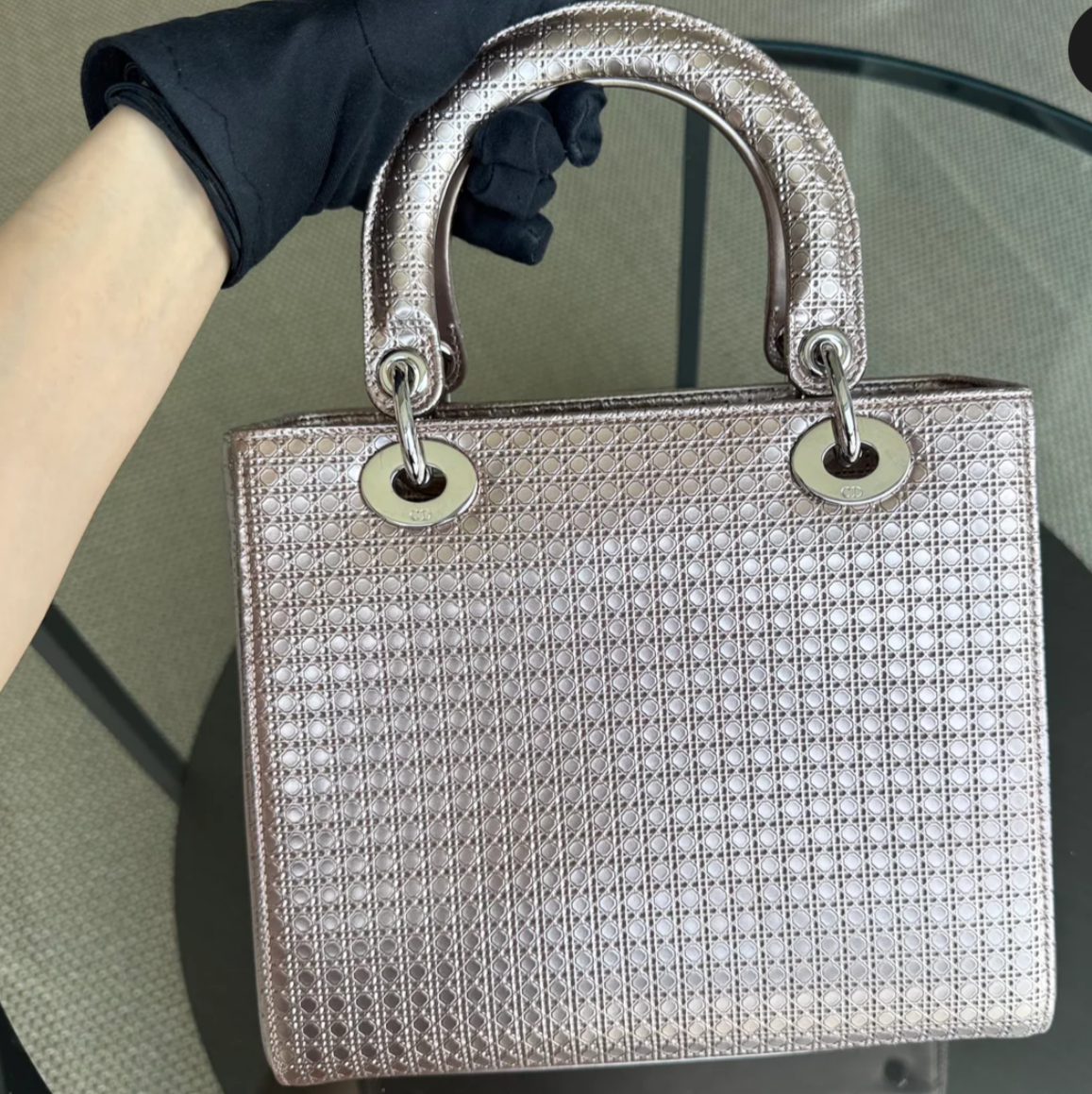 Lady Dior Medium Rose gold Cannage